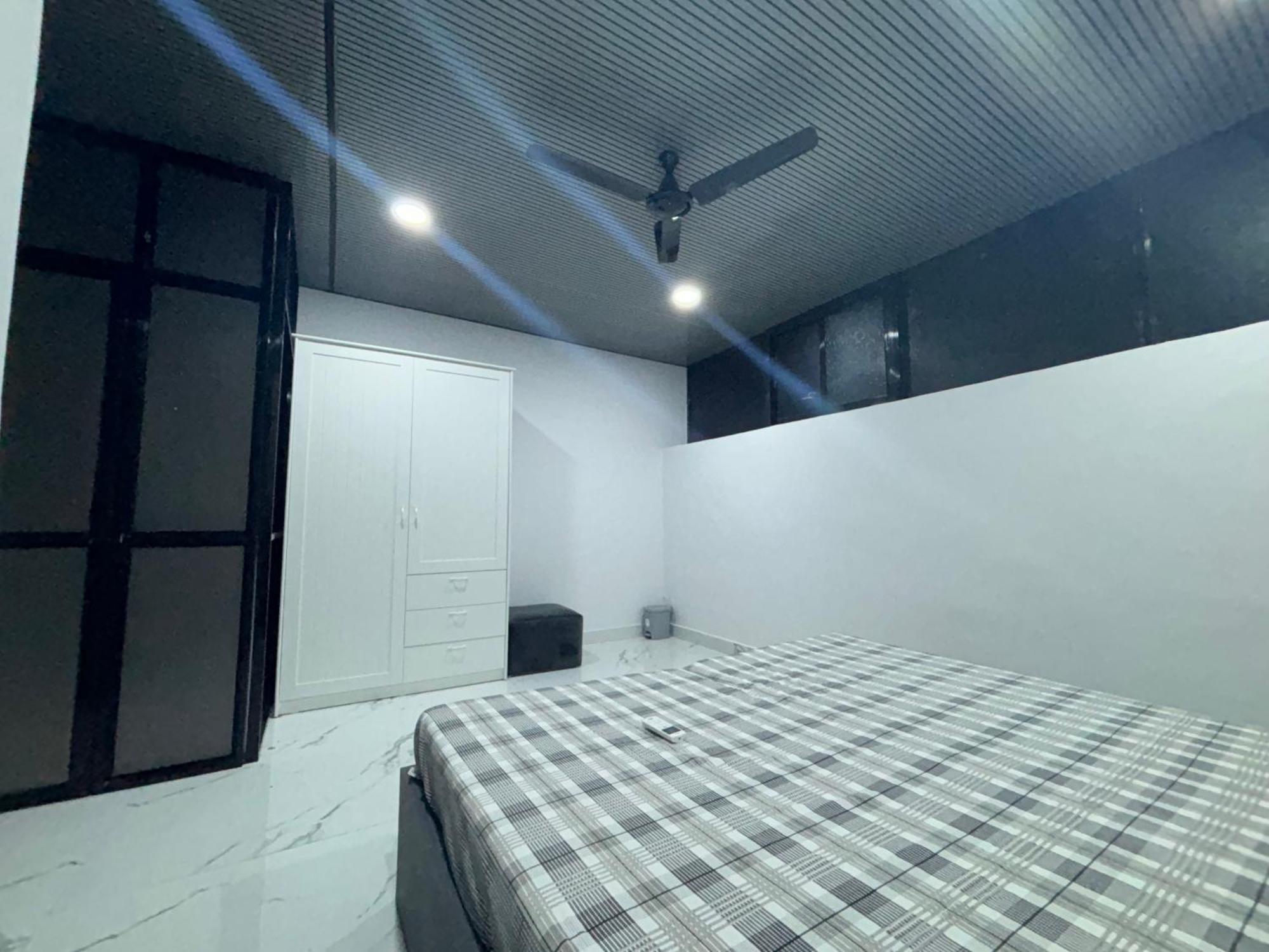 Bed & Breakfast Aqua International Airport *