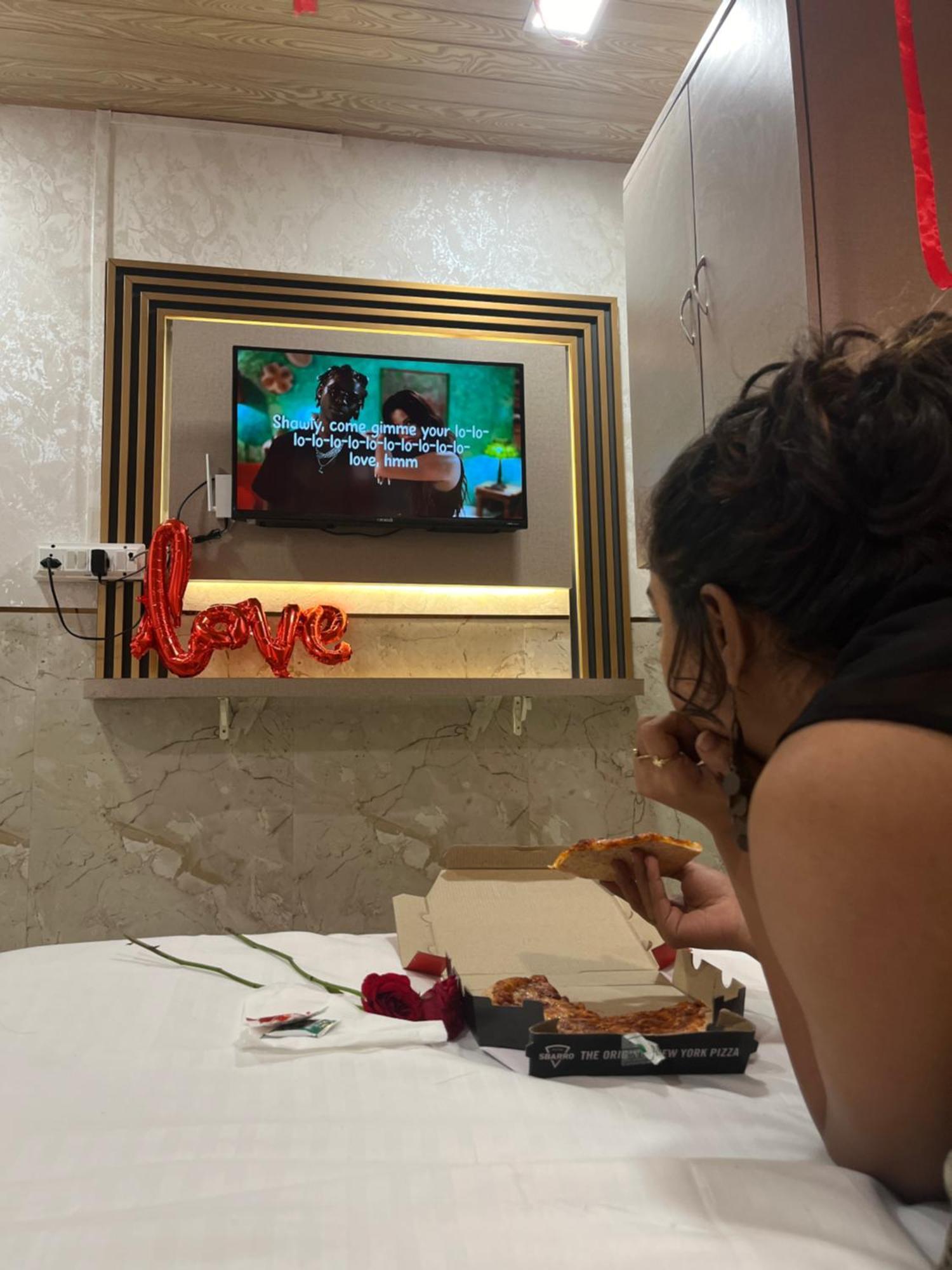 Newyork By Stayzy Hotel 3*