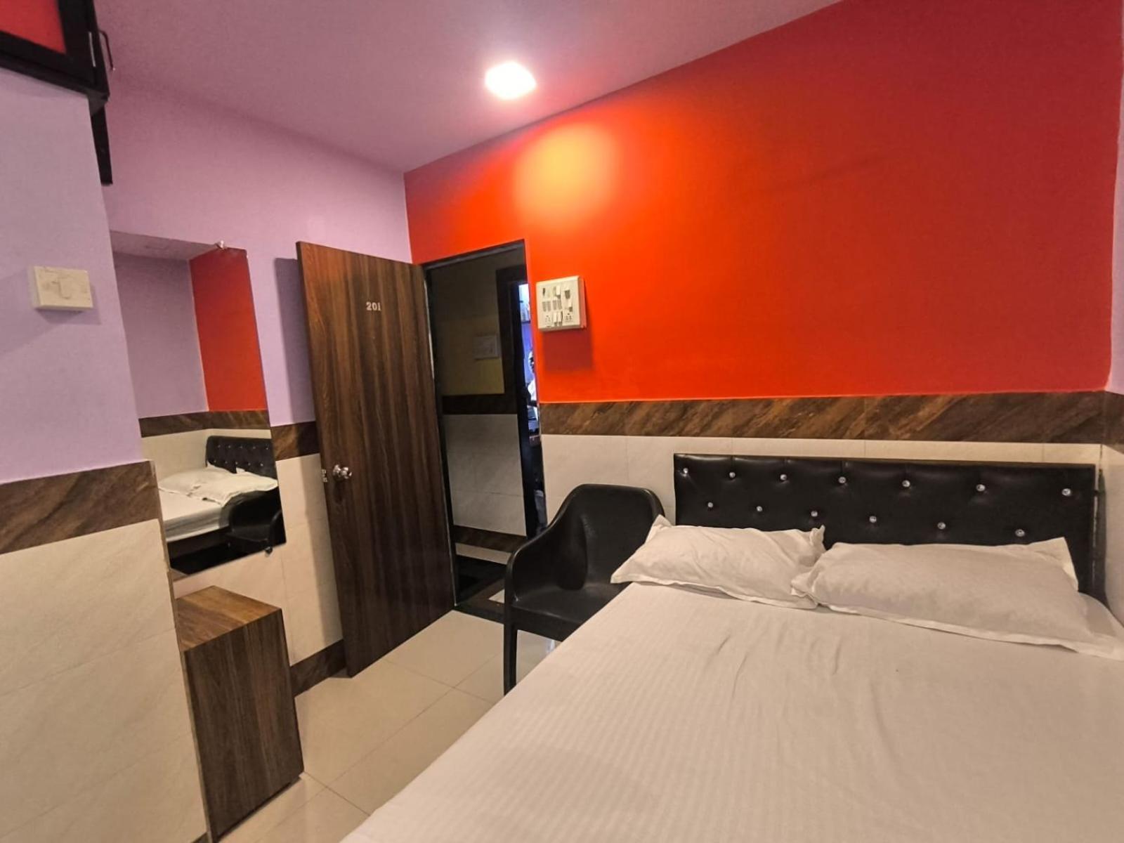 Hotel Heera