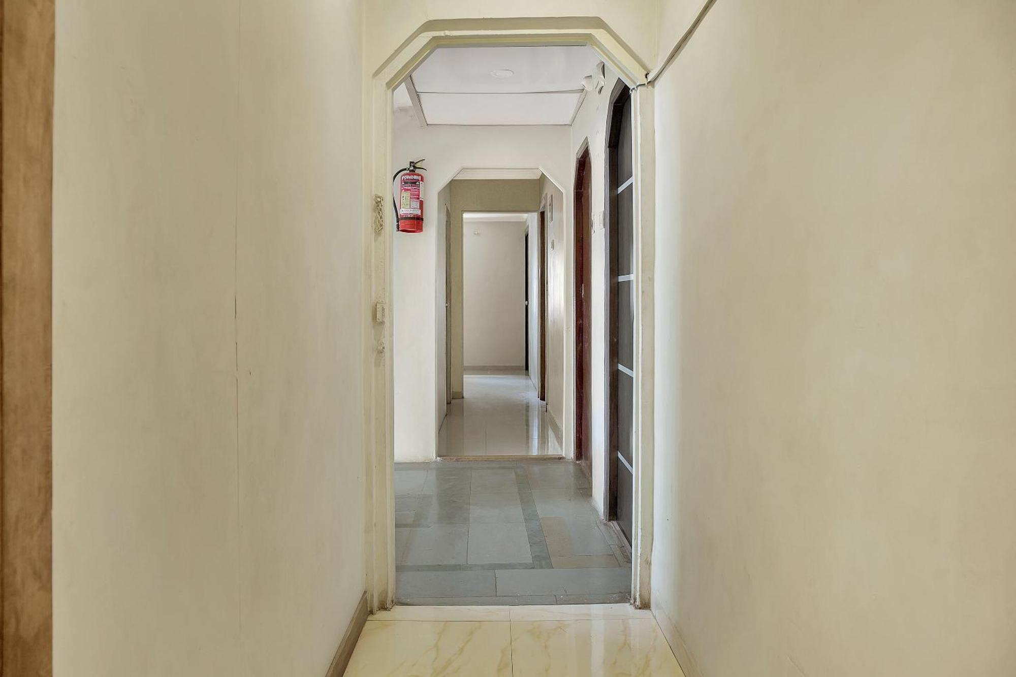 Hotel O Rana Residency Near Western Express Highway Metro Station