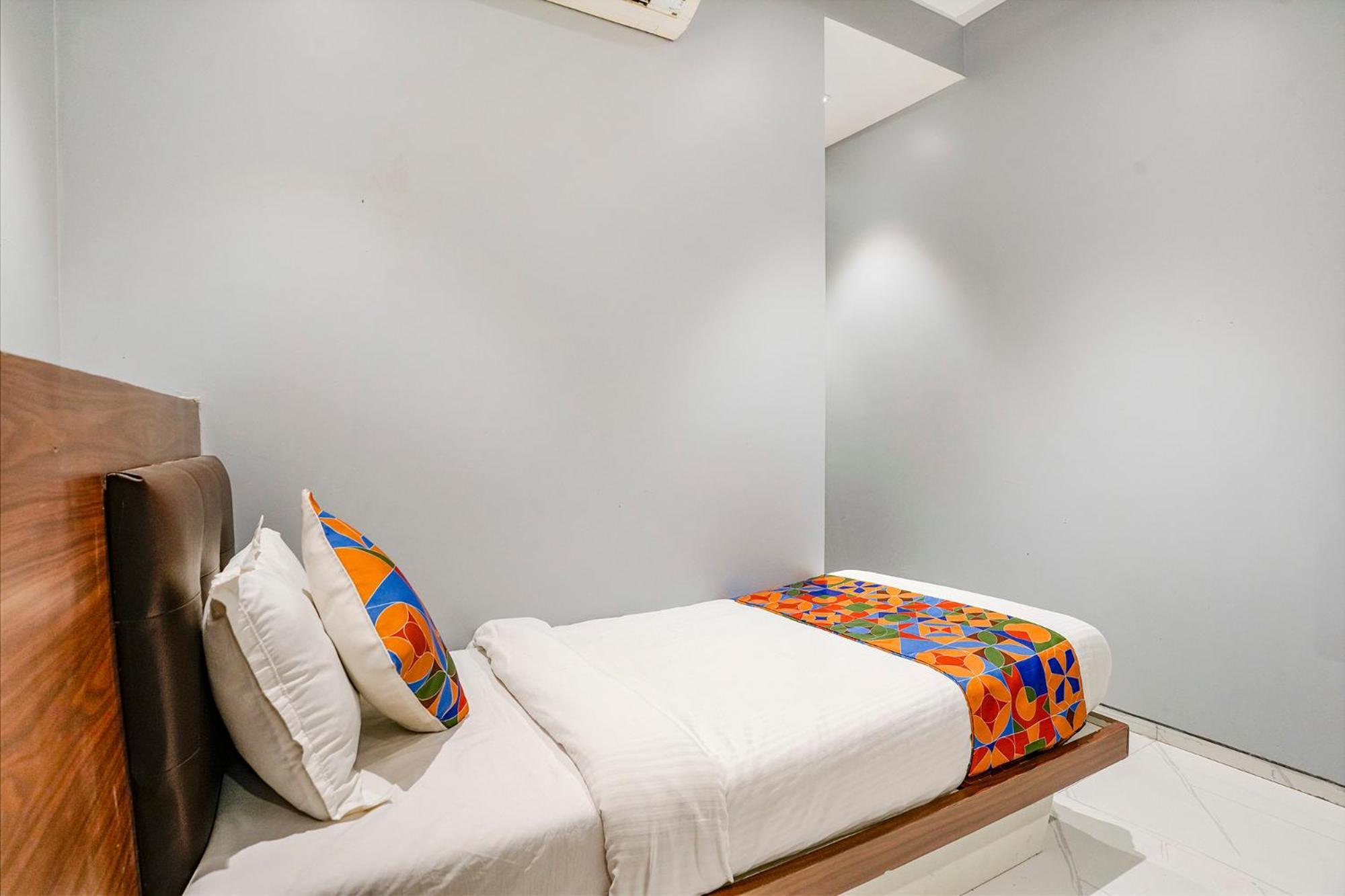 Fabhotel Powai Hotel