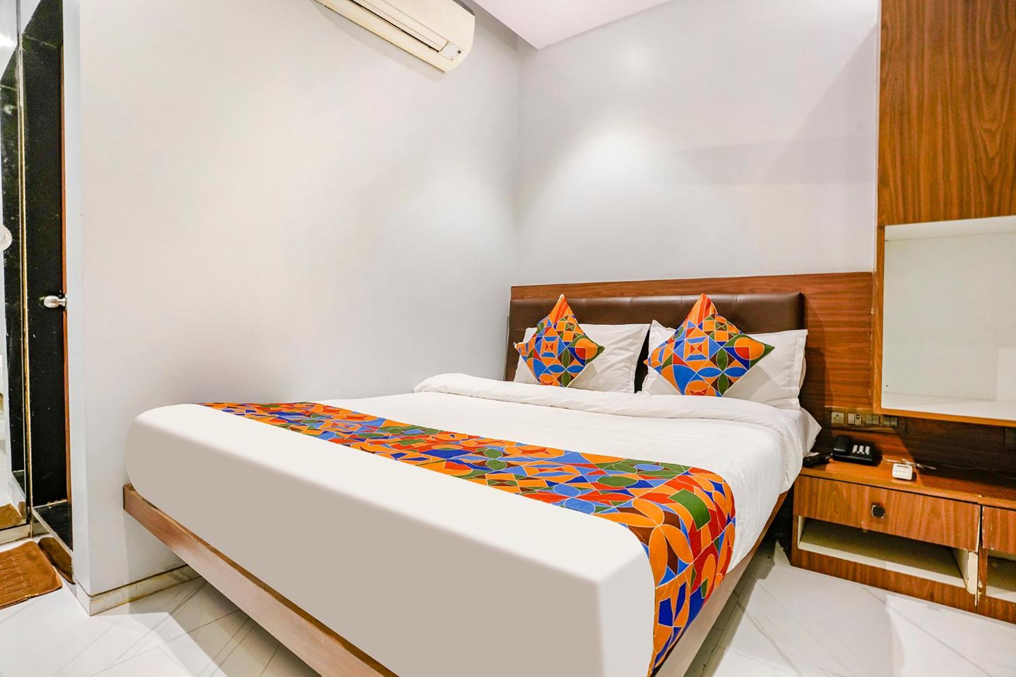 Hotel Fabhotel Powai