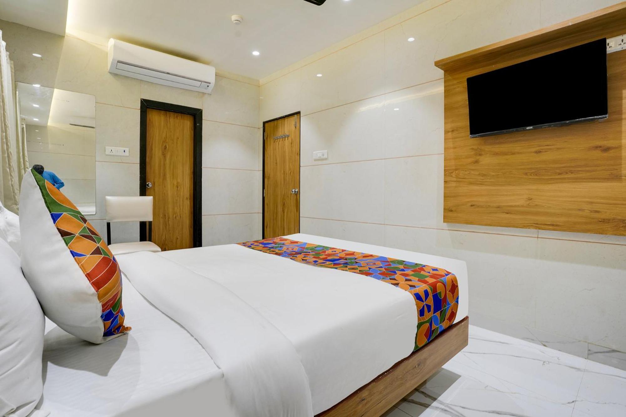 Hotel Fabhotel Rr Residency - Near Bkc Mumbai