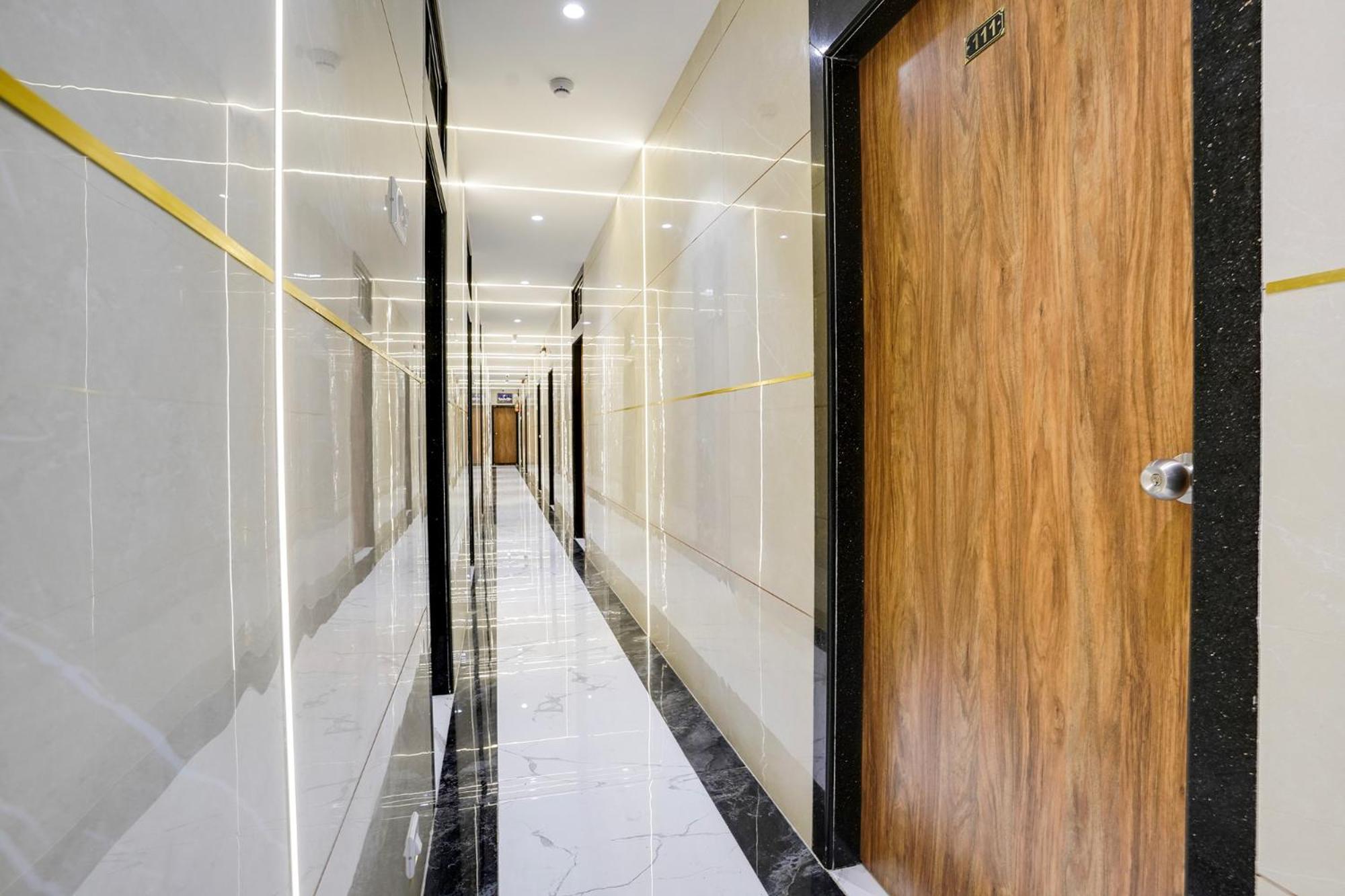 Fabhotel Rr Residency - Near Bkc 3*