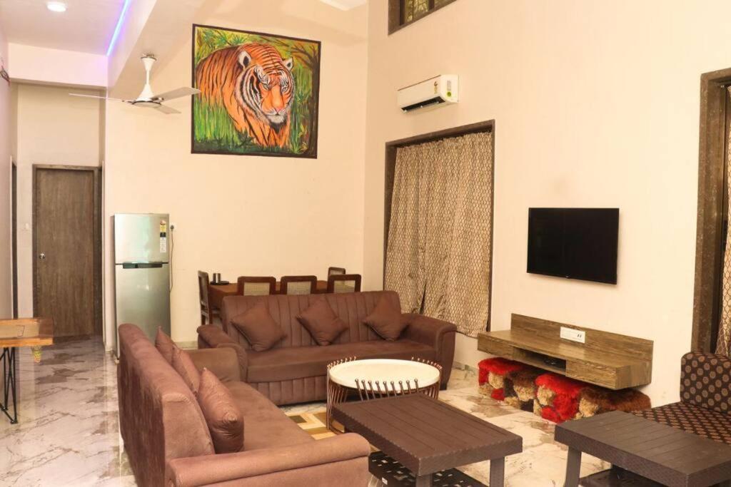 Villa Gk Beach House 5bhk Pvt Pool Mumbai