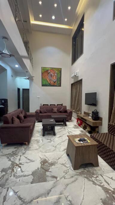 Gk Beach House 5bhk Pvt Pool Villa *