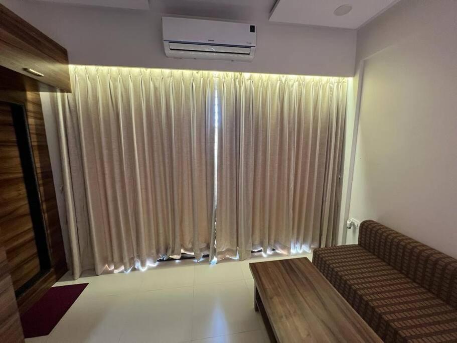 Villa 3bhk Parindacasa With Pvt Pool & Uhd Theatre