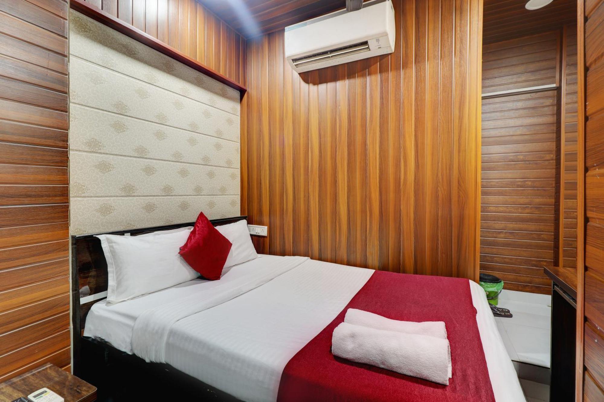Hotel Ab Residency 3*