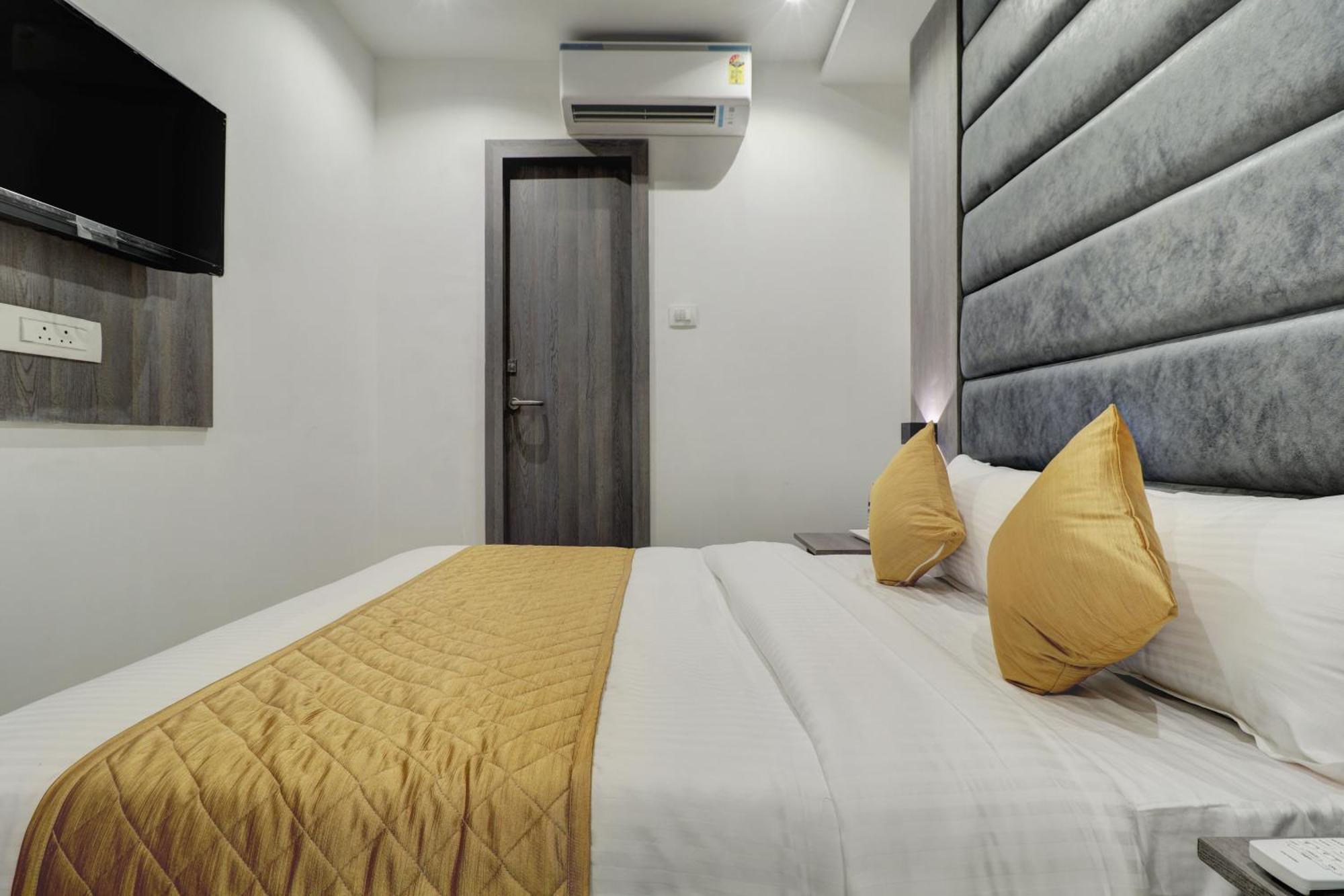 Hotel Isra International, Bkc Mumbai