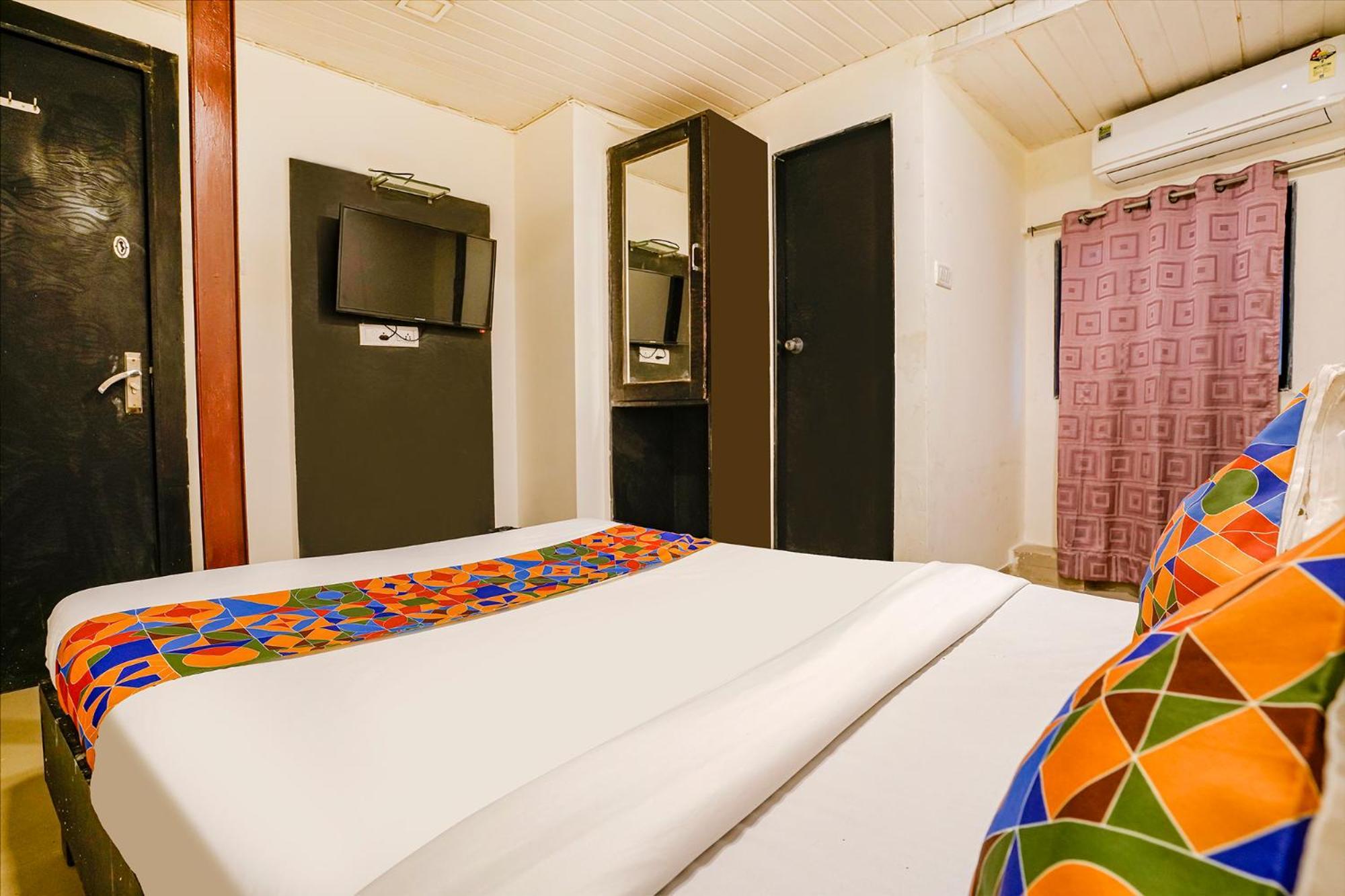 Hotel Fabexpress Accore Mumbai