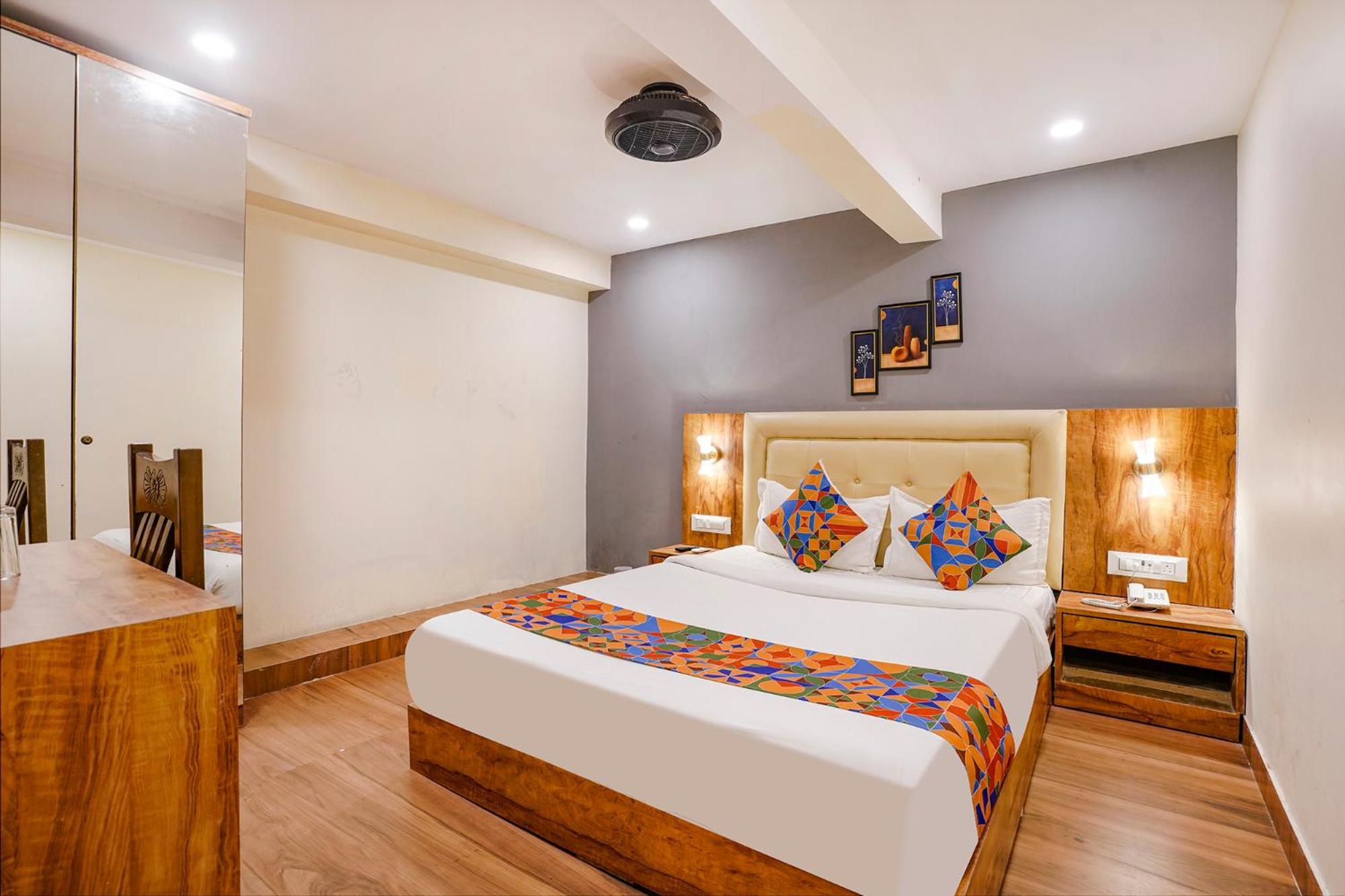 Fabhotel Grand Prime Nr Nesco 3*