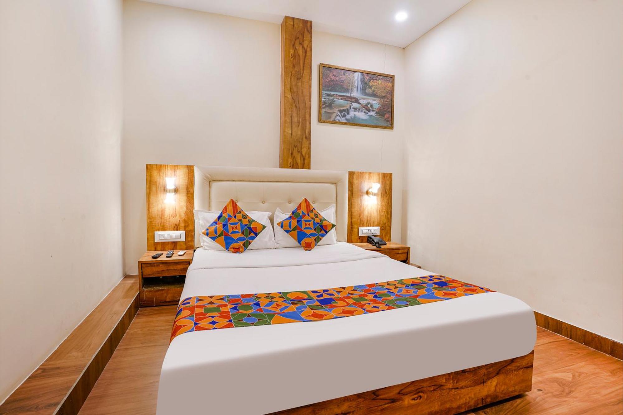 Fabhotel Grand Prime Nr Nesco Mumbai