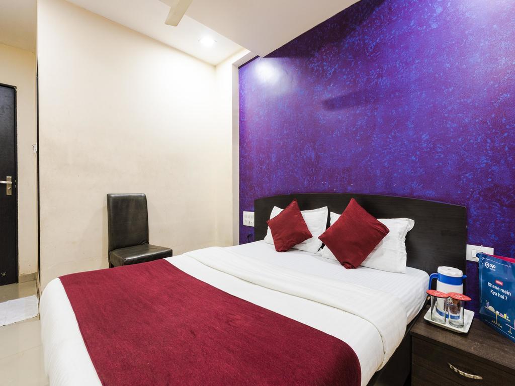 Hotel Oyo 1088 Golden Sagar
