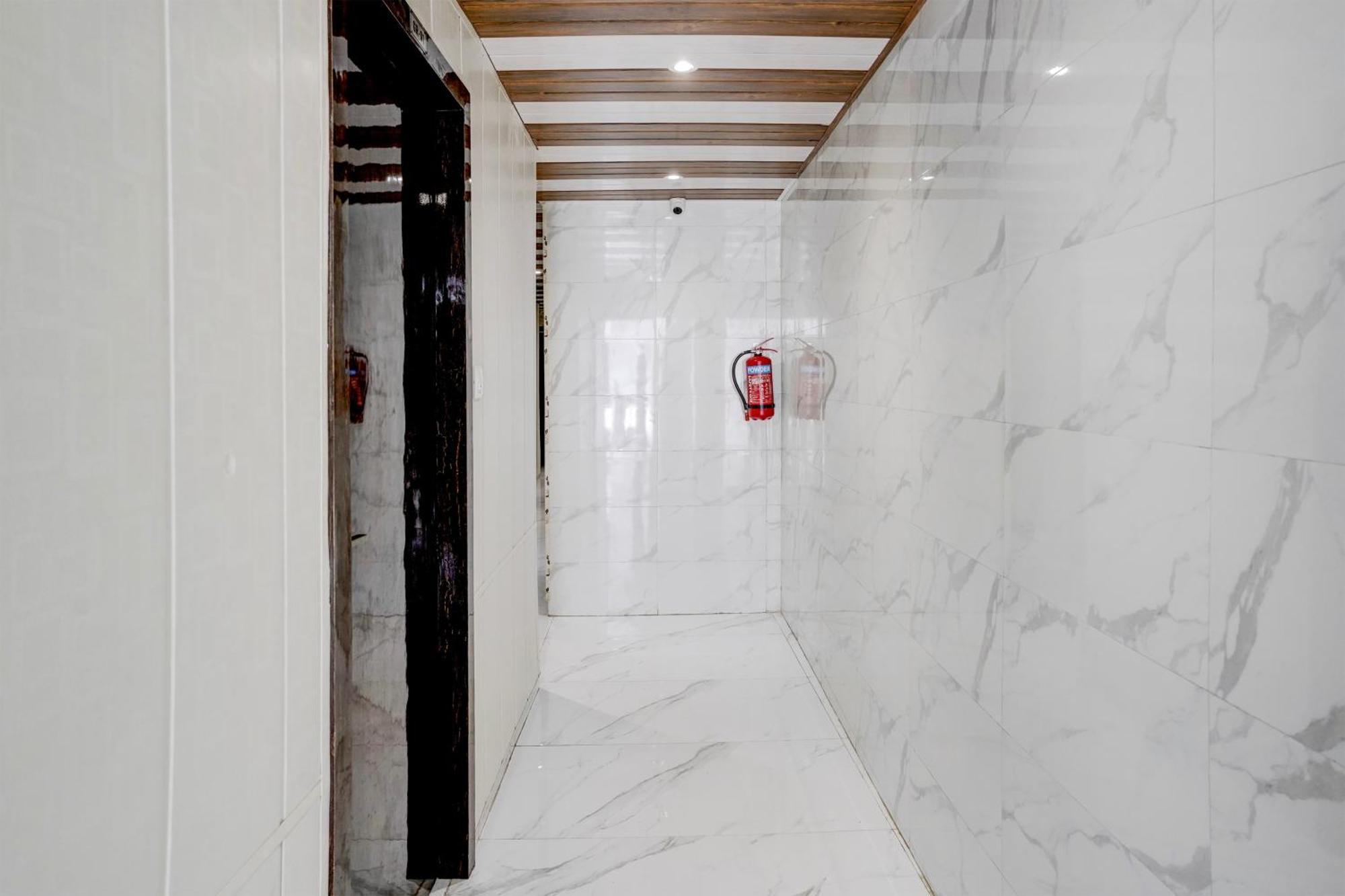Fabhotel Hans Residency Hotel Mumbai