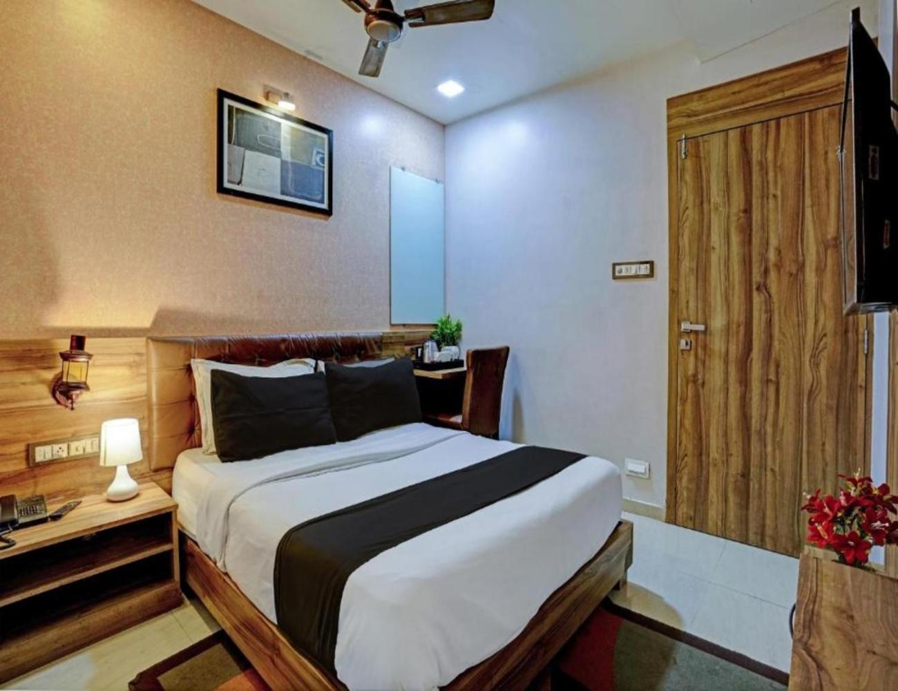 Blue Residency Hotel 3*