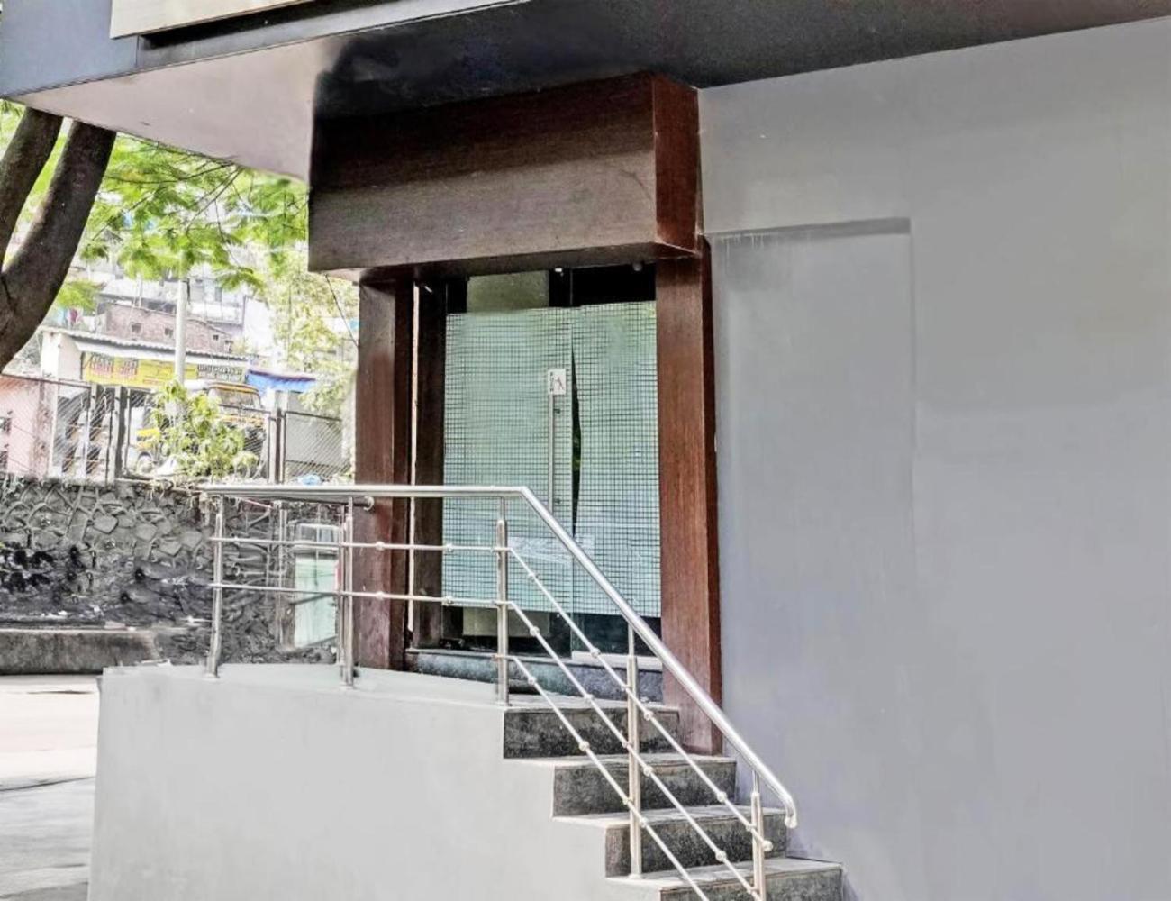 Blue Residency Hotel 3*