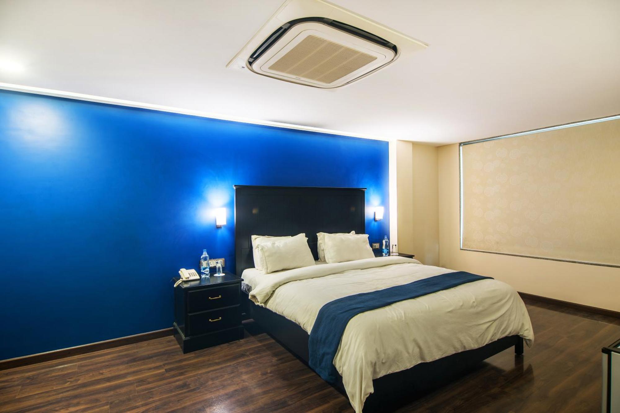 Bed & Breakfast The V Sadan Mumbai