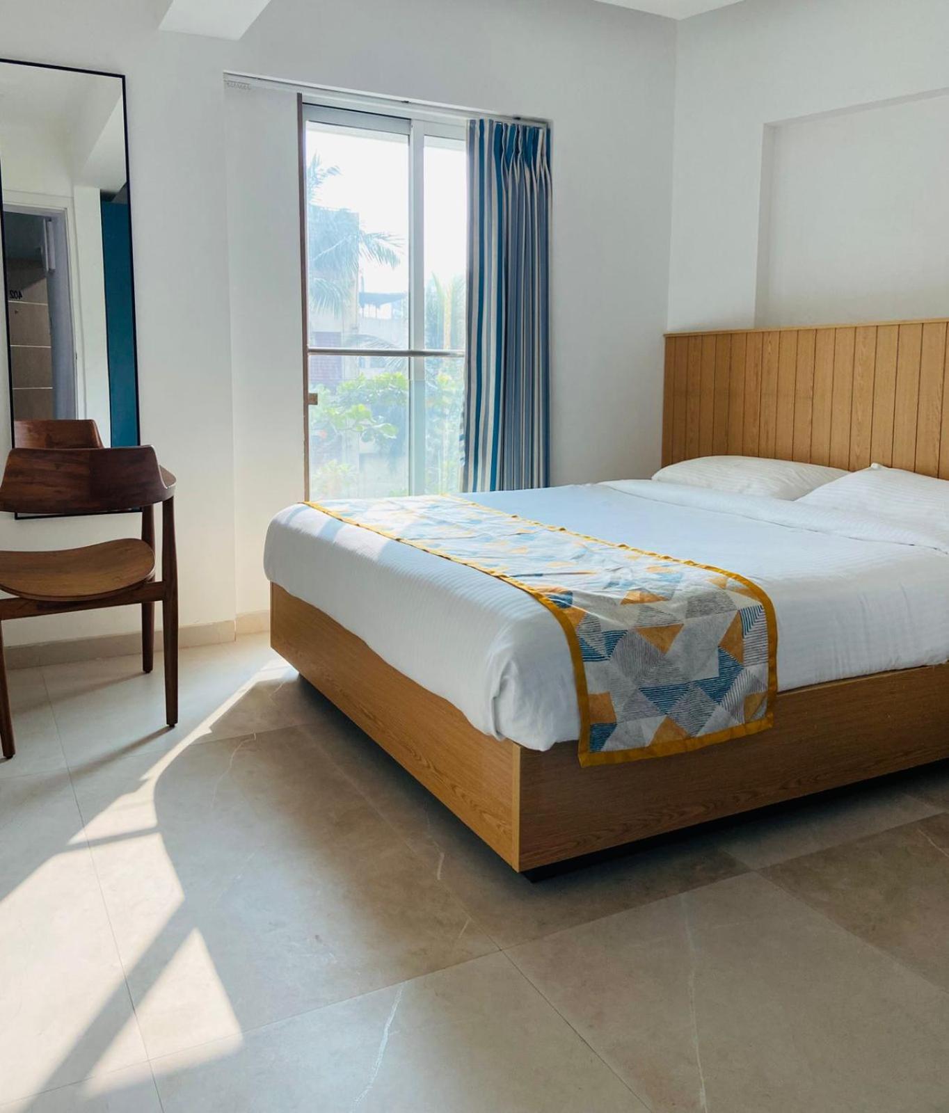 Indie Studios, Chembur Hotel 3*