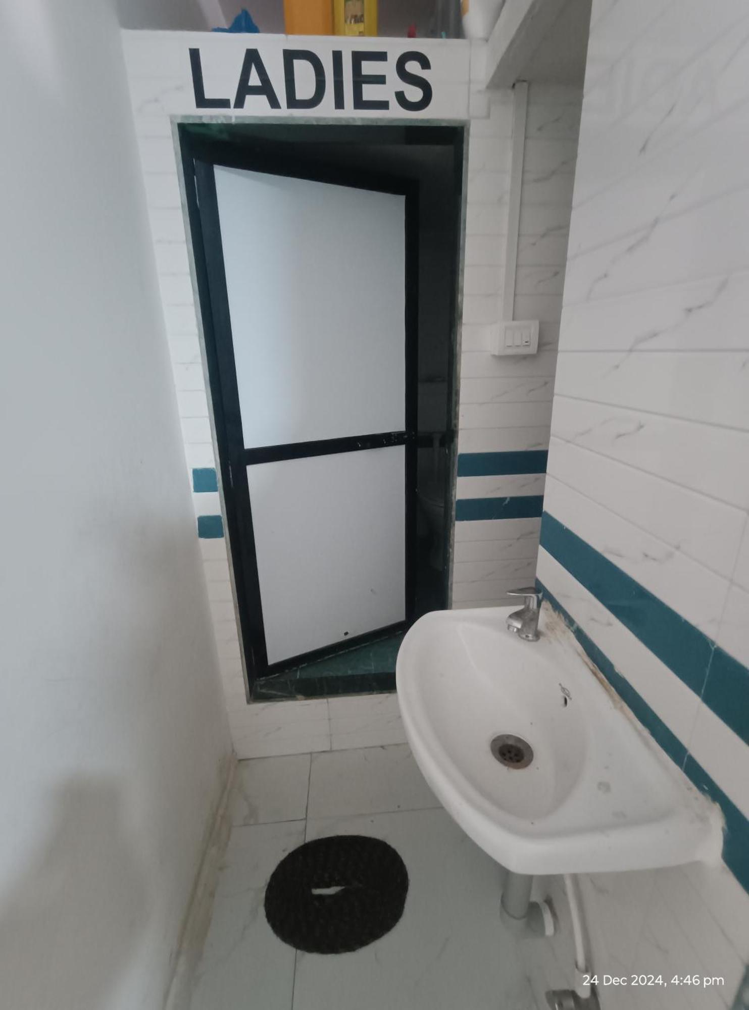 Marol Nandham For Boys And Girls Hostel *