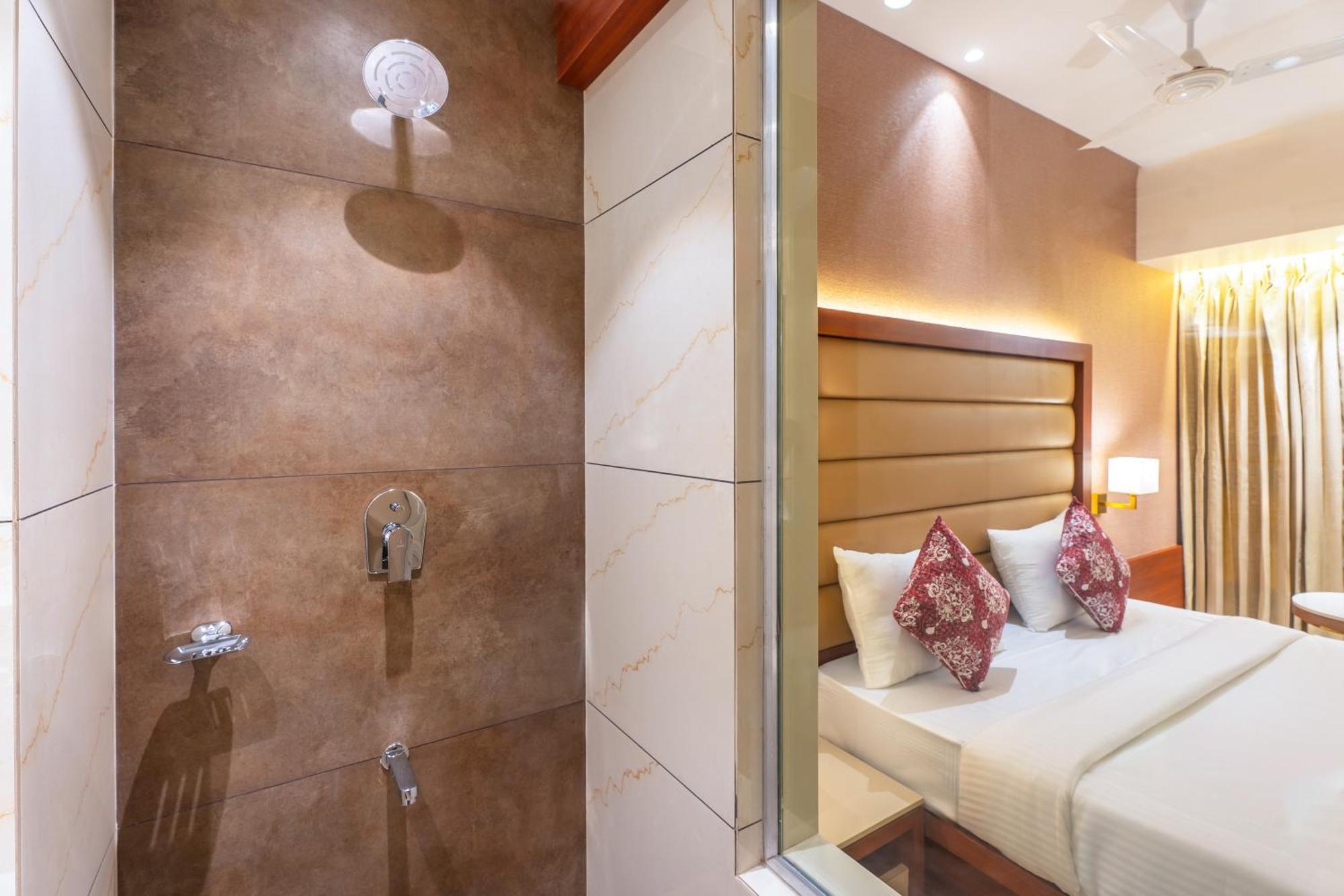 Supreme Comforts - Airport 3* Mumbai