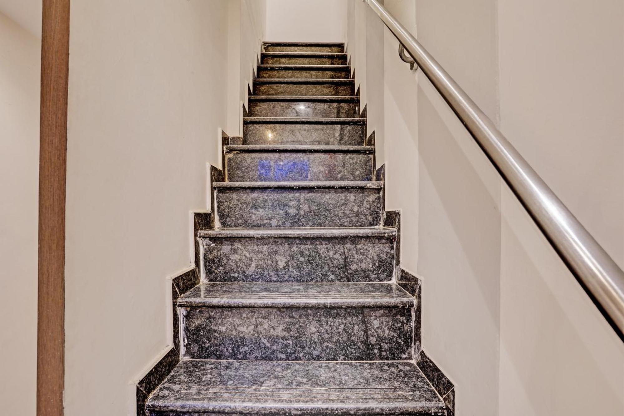 Hotel O Kishan Mumbai
