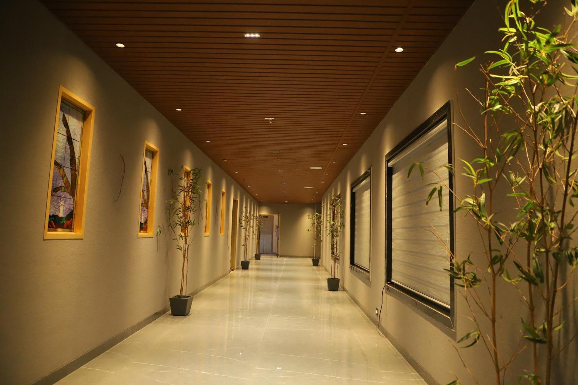 37th Crescent Navi
