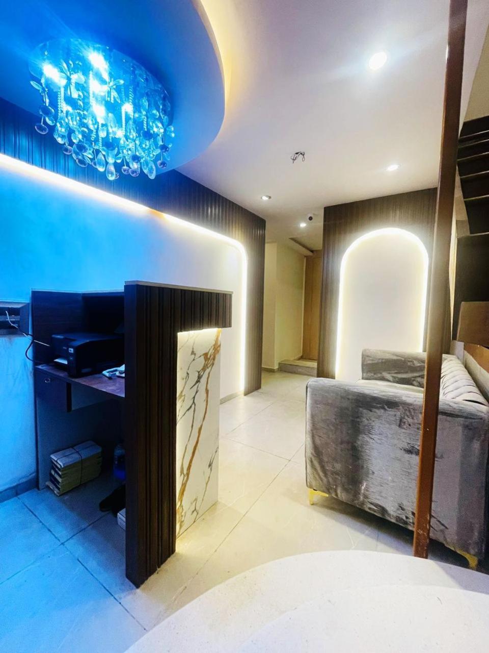 Winton Hotel Mumbai