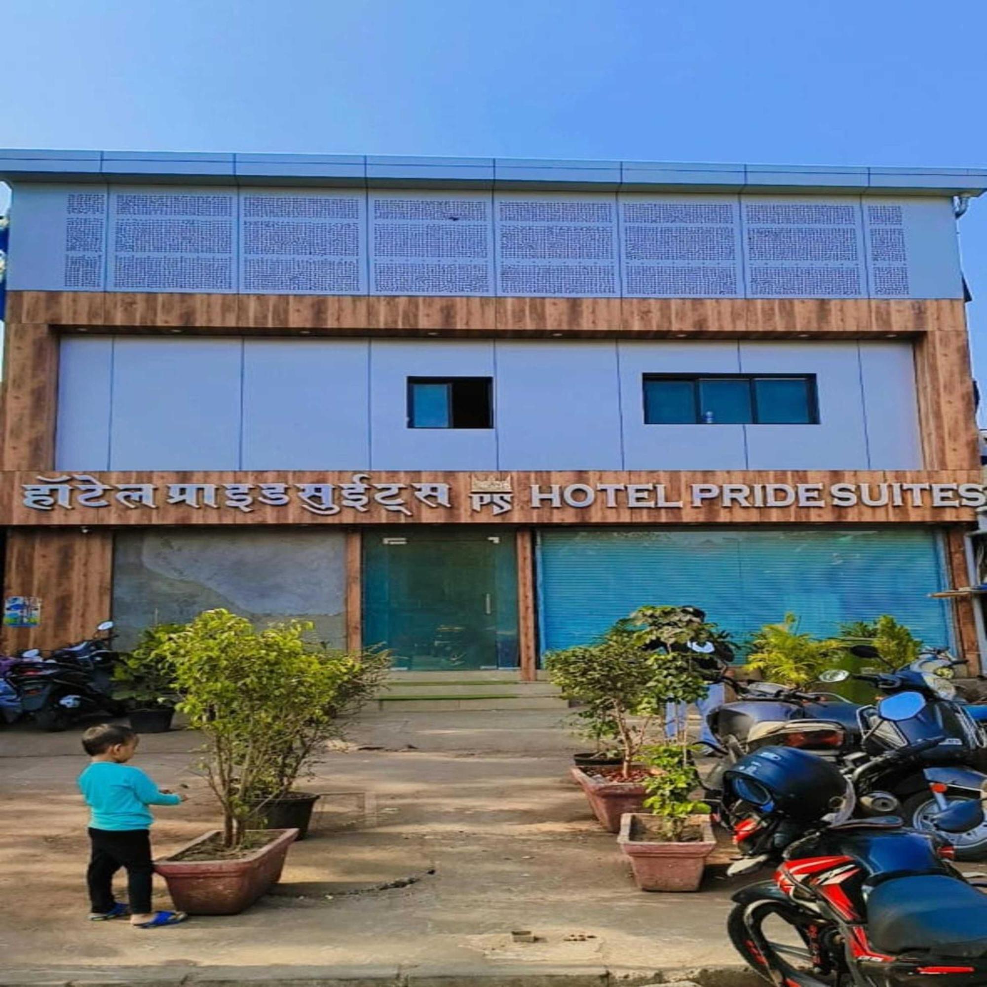 Pride - Kurla West 3*