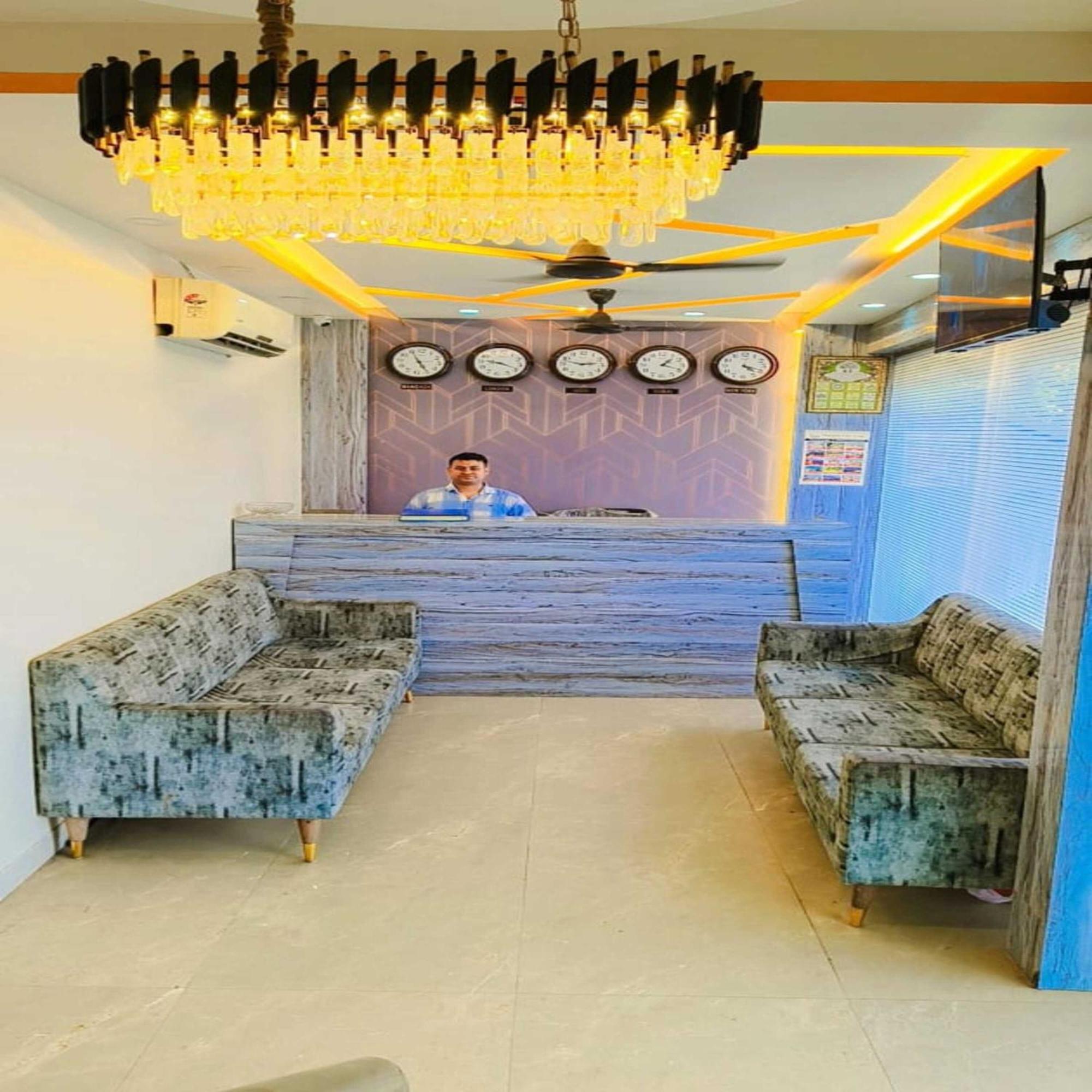 Pride - Kurla West Hotel 3*