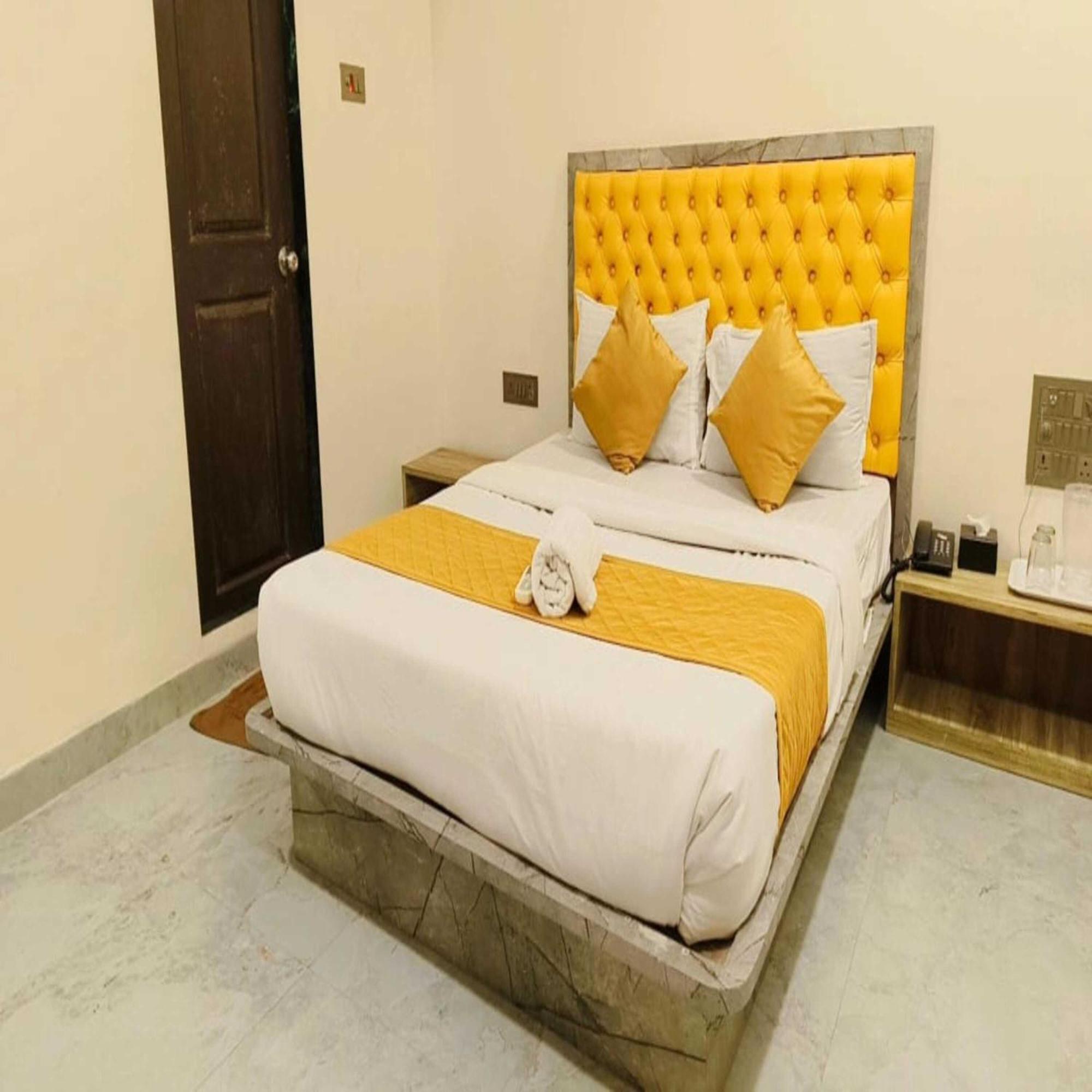 Hotel Pride - Kurla West