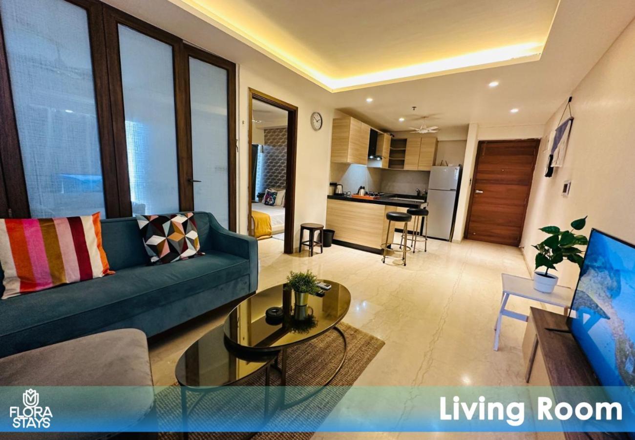 2bhk Service In Bkc By Florastays