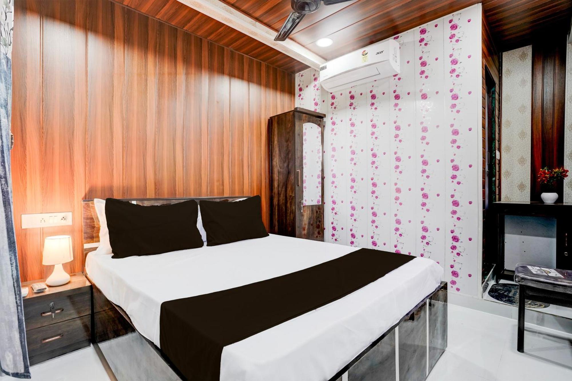 O Amma Bhau Residency Hotel