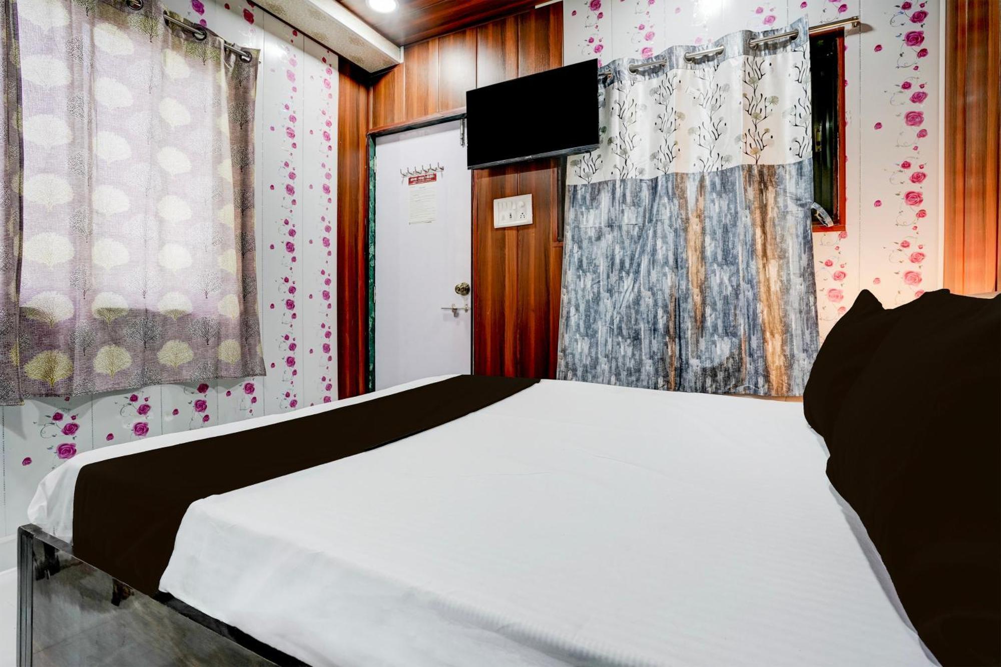 O Amma Bhau Residency 4*