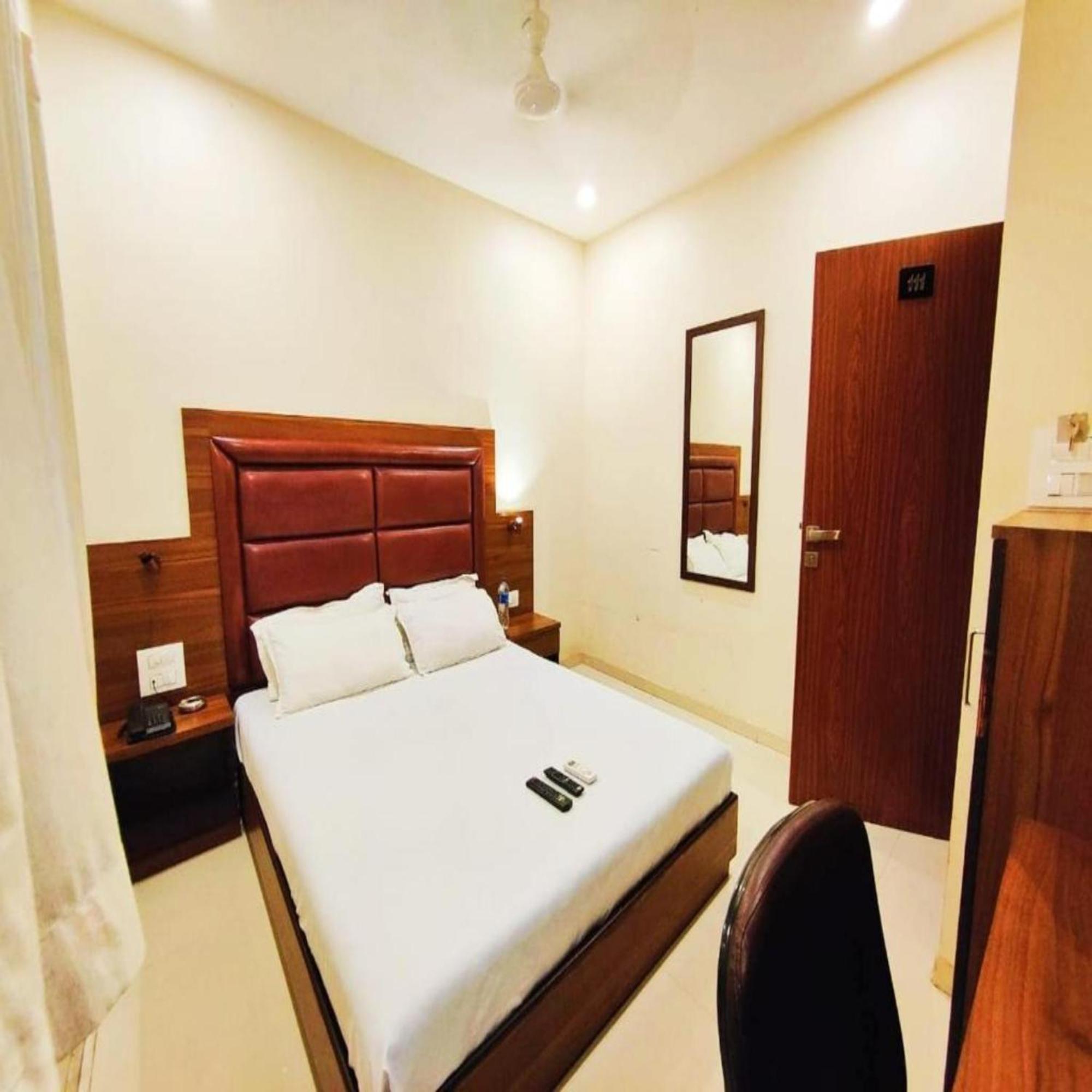 Hotel Avion Palace Near Exhibition Centre Mumbai