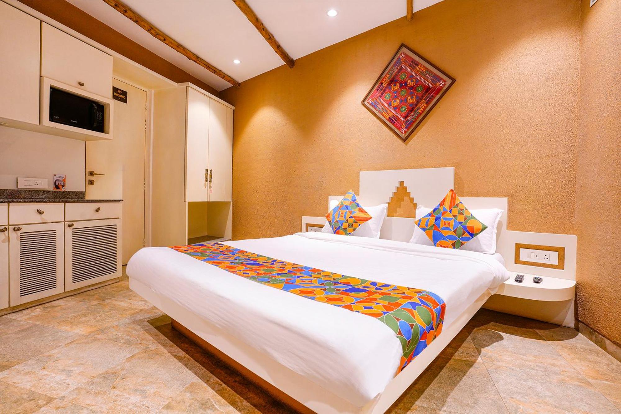 Fabhotel Corporate Jb Nagar Nr Airport Mumbai