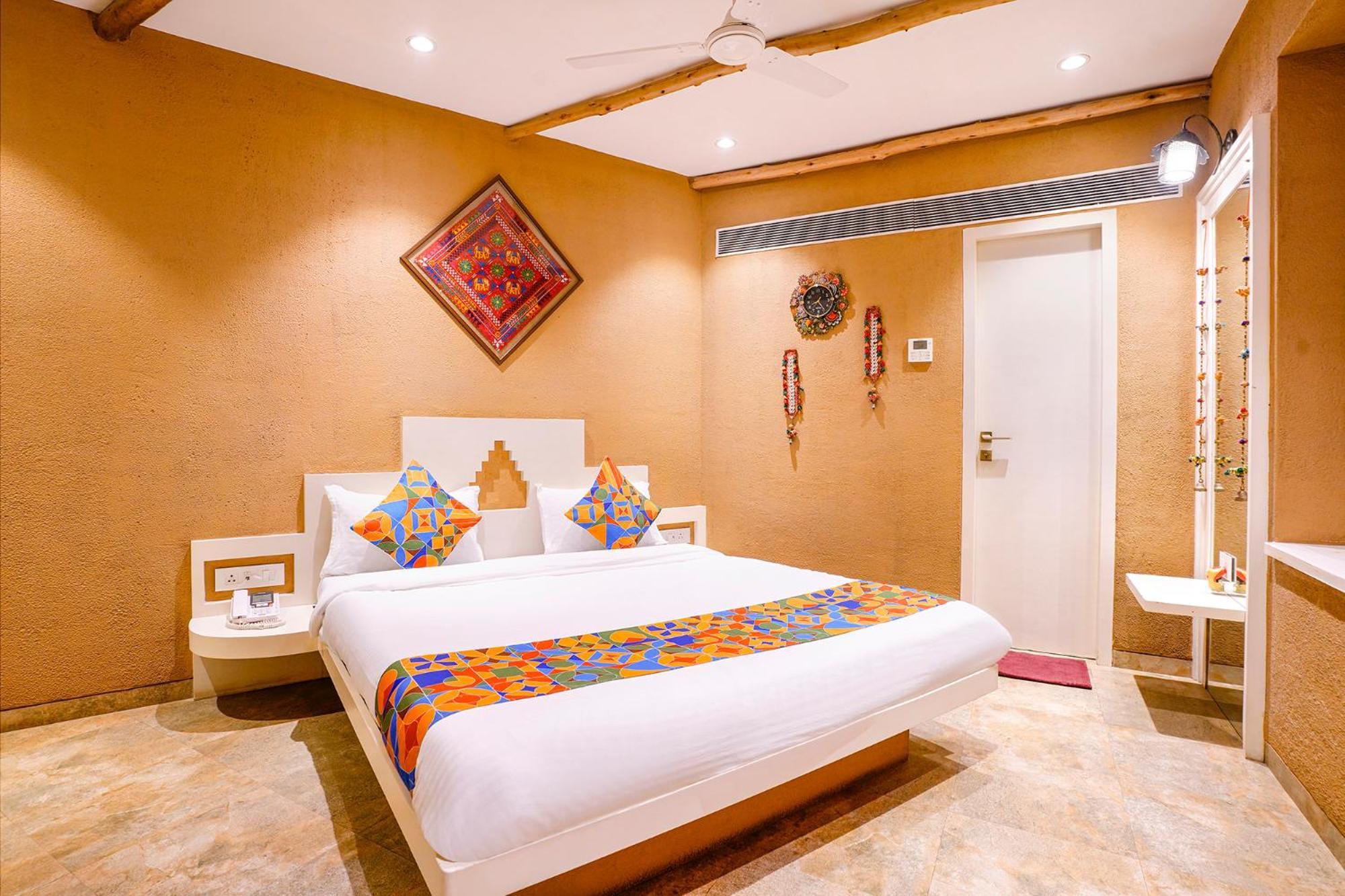 Fabhotel Corporate Jb Nagar Nr Airport Hotel *