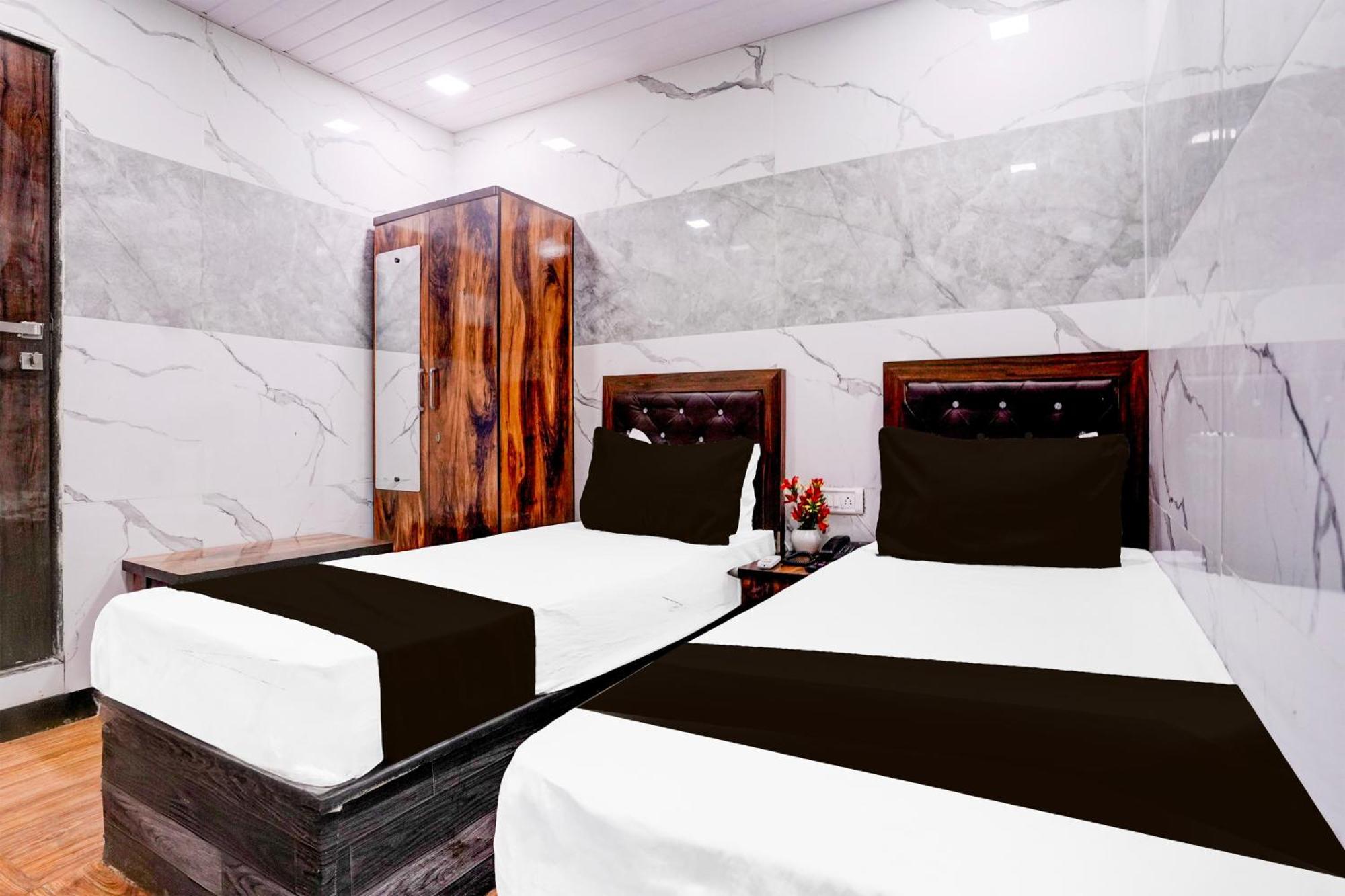 O Sunset Avenue Hotel *