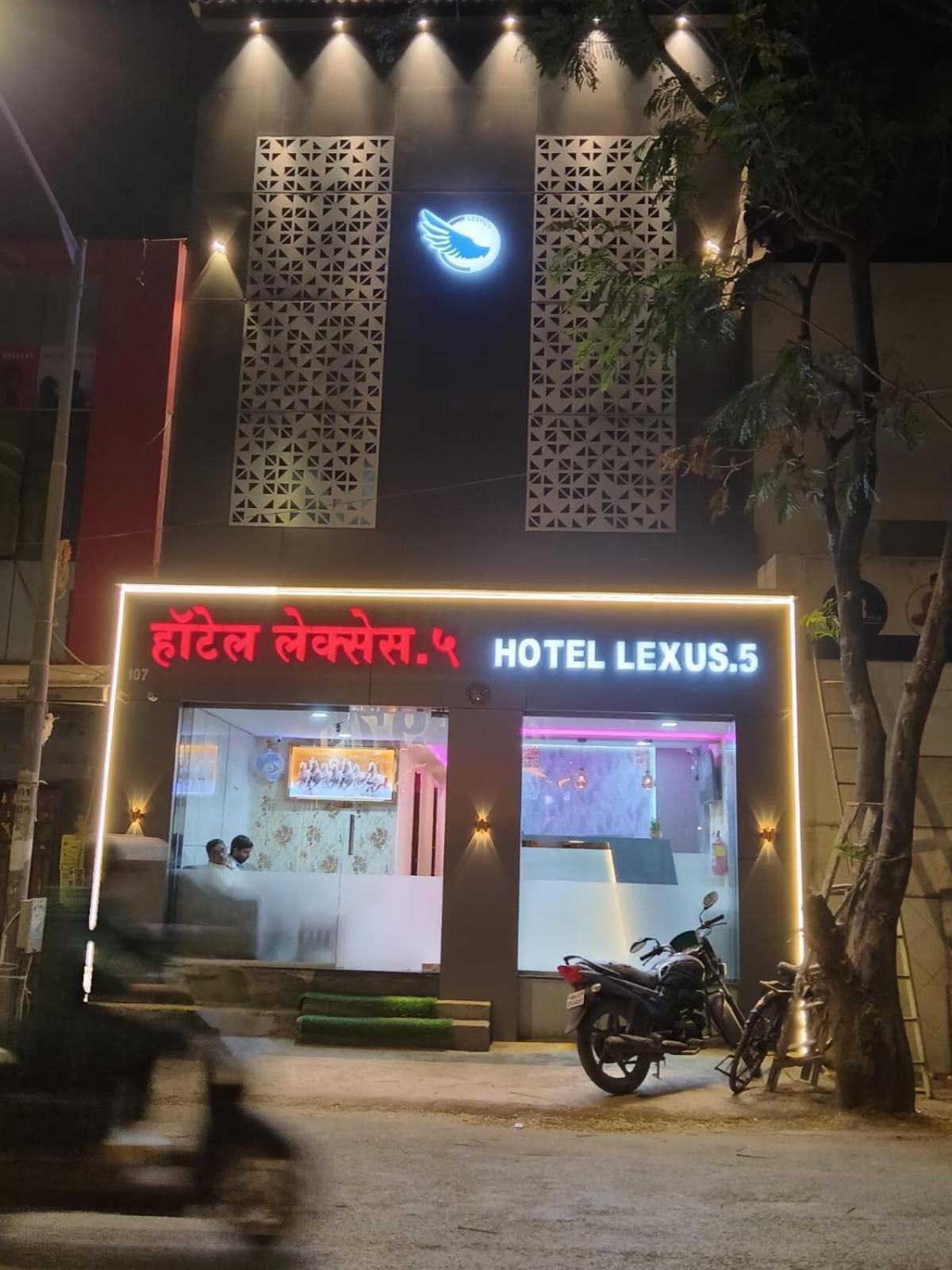 Lexus 5 Mumbai