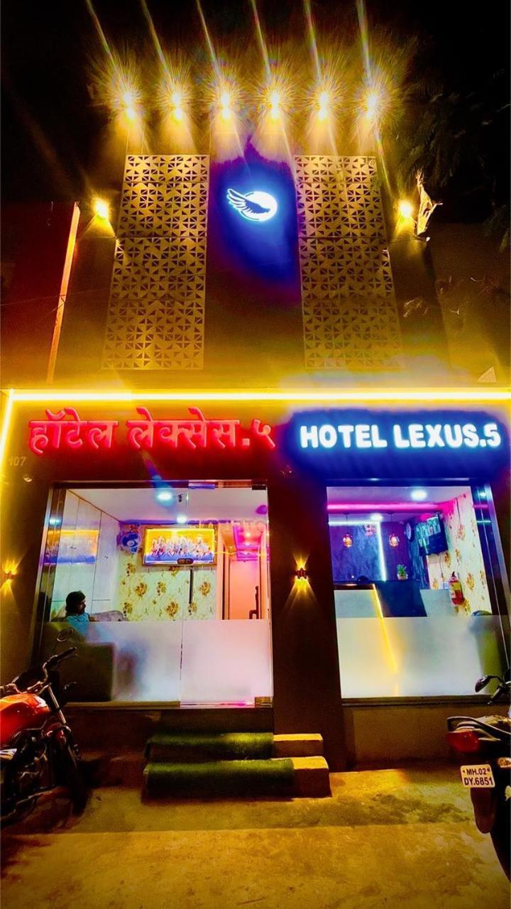 Lexus 5 3*