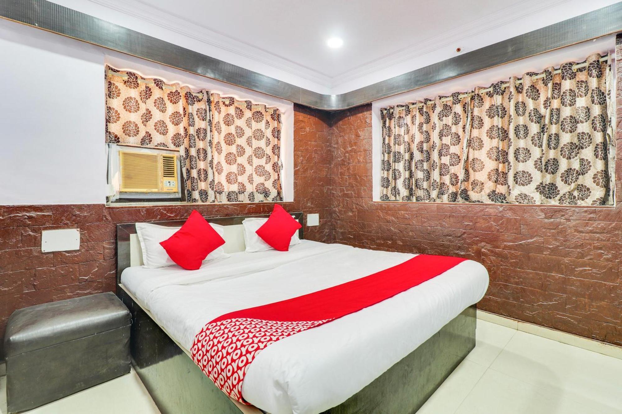 Collection O Sher E Punjab Andheri Hotel
