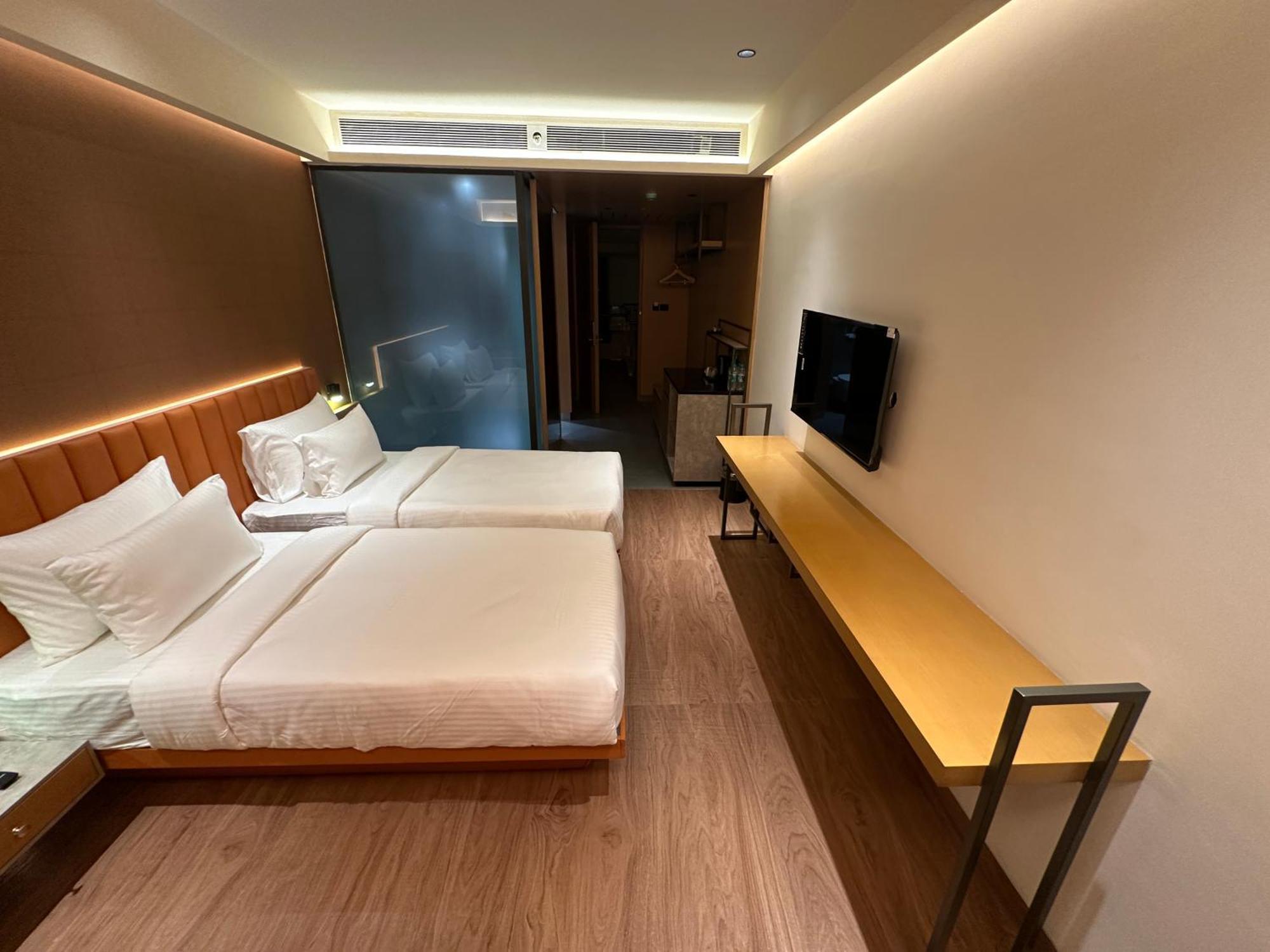 37th Crescent Navi Hotel Mumbai