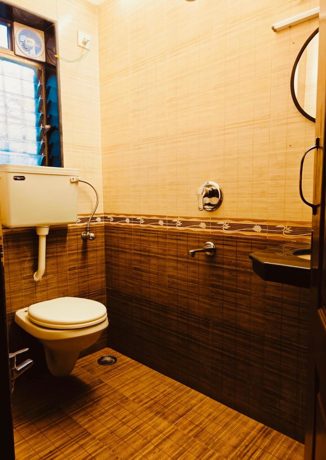 Tamarind House 2bhk Off Carter Rd Bandra West Apartment *