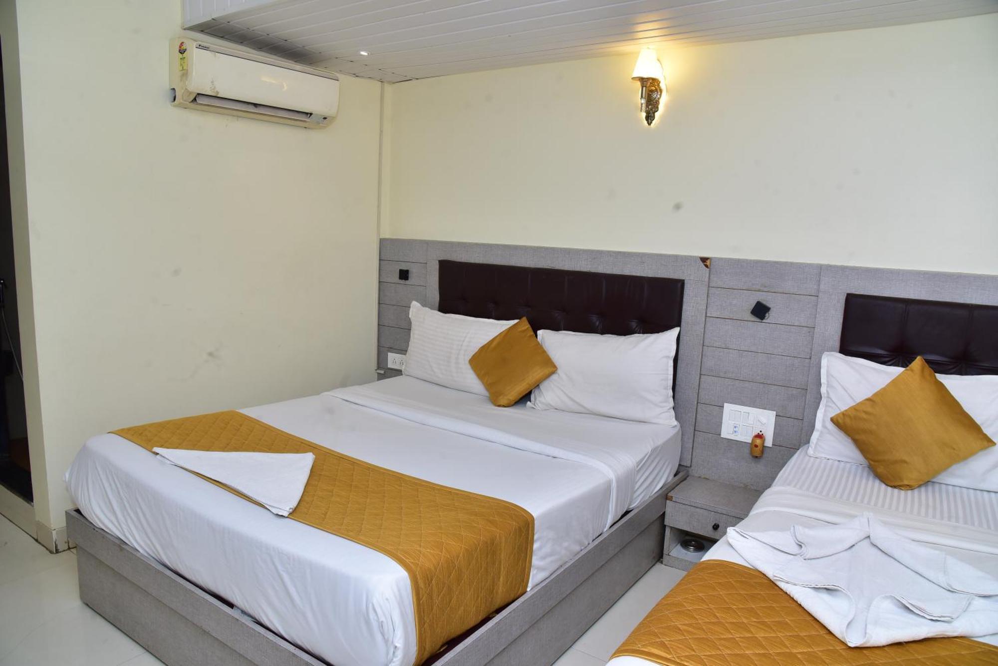 Embassy 3* Mumbai
