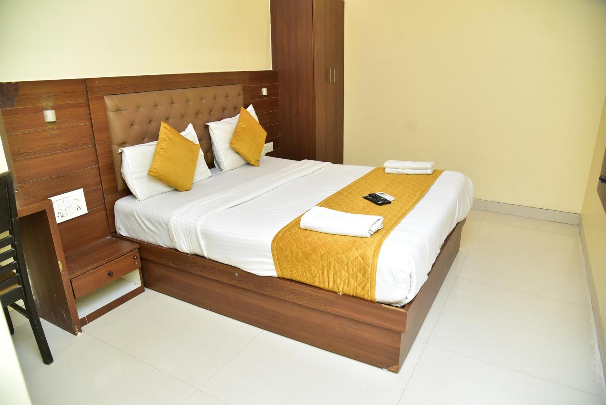 Hotel Embassy Mumbai