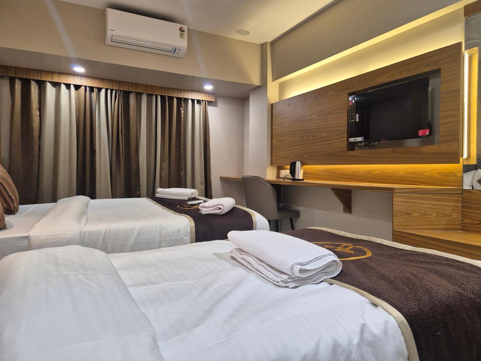 Galaxy Bkc 2* Mumbai