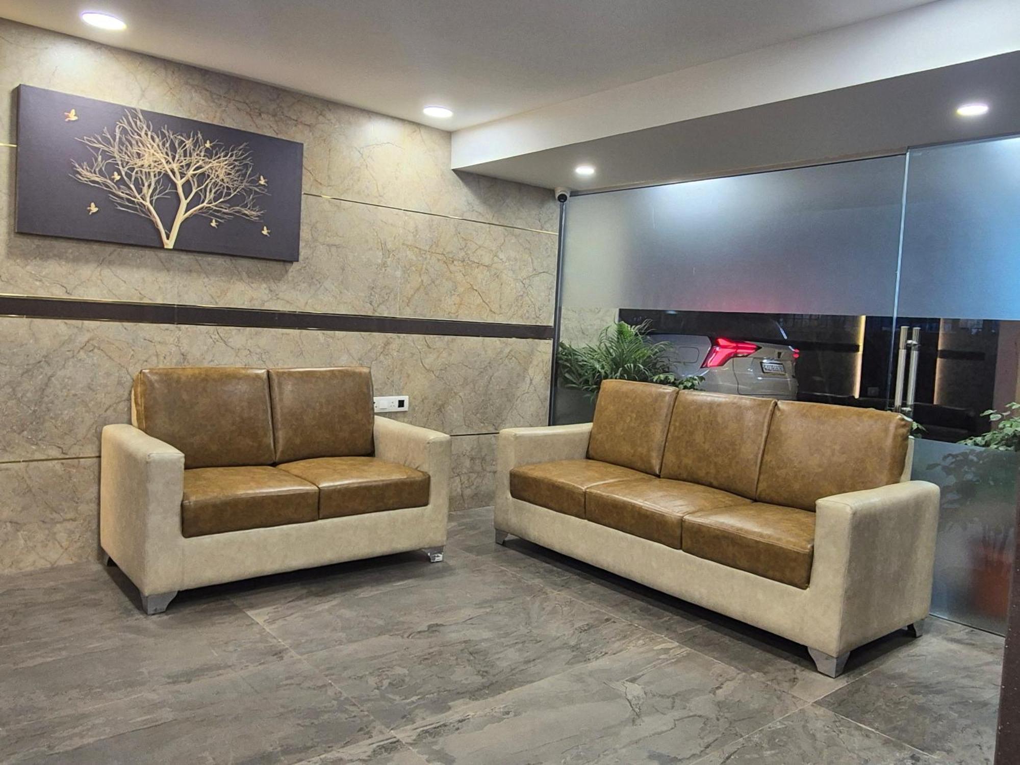 Galaxy Bkc Hotel