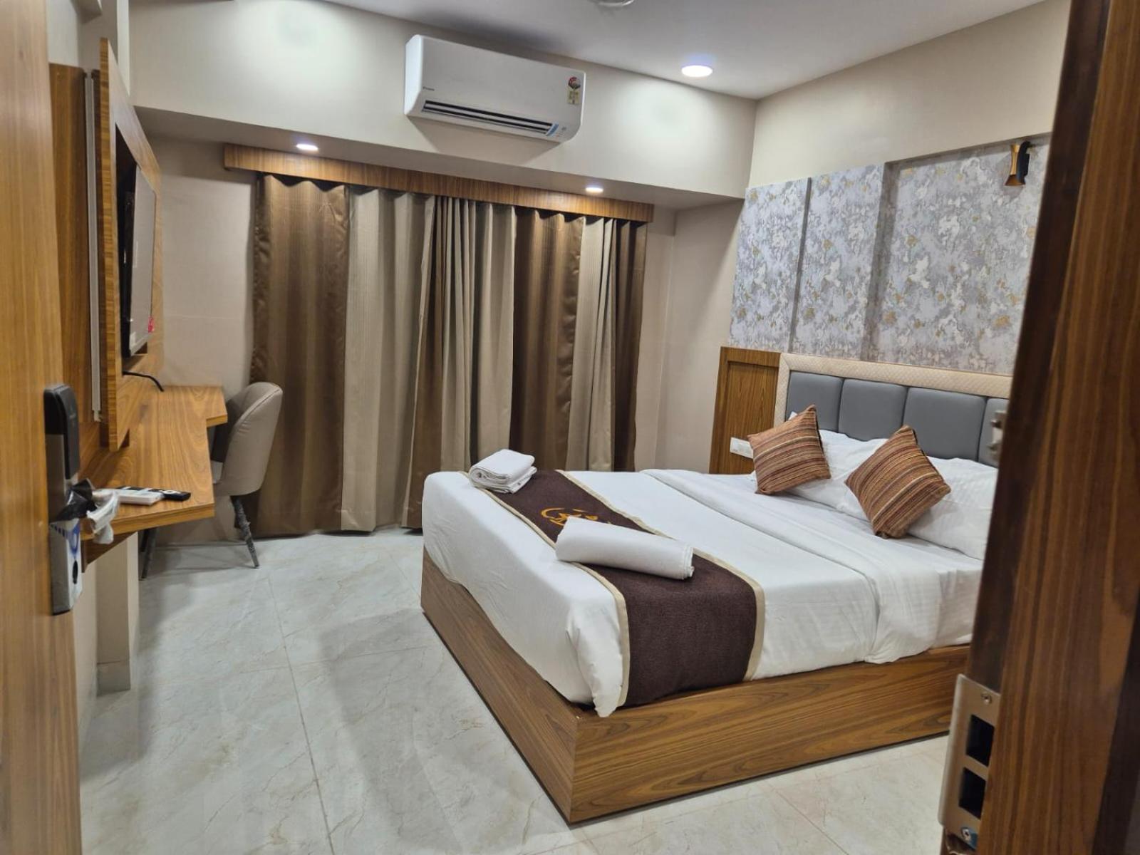 Galaxy Bkc Hotel Mumbai