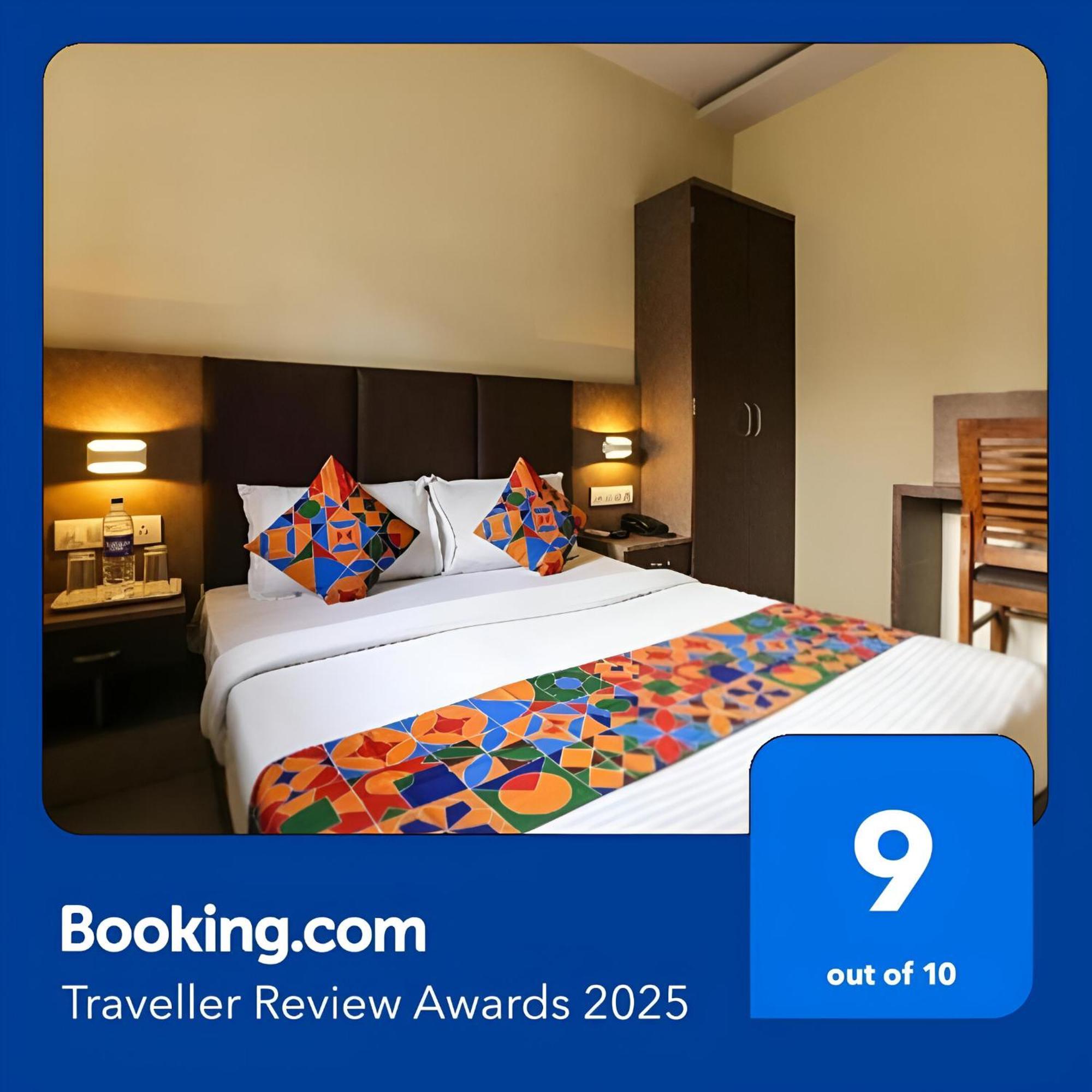 Glitz West - Nr International Airport T2 Guest house *