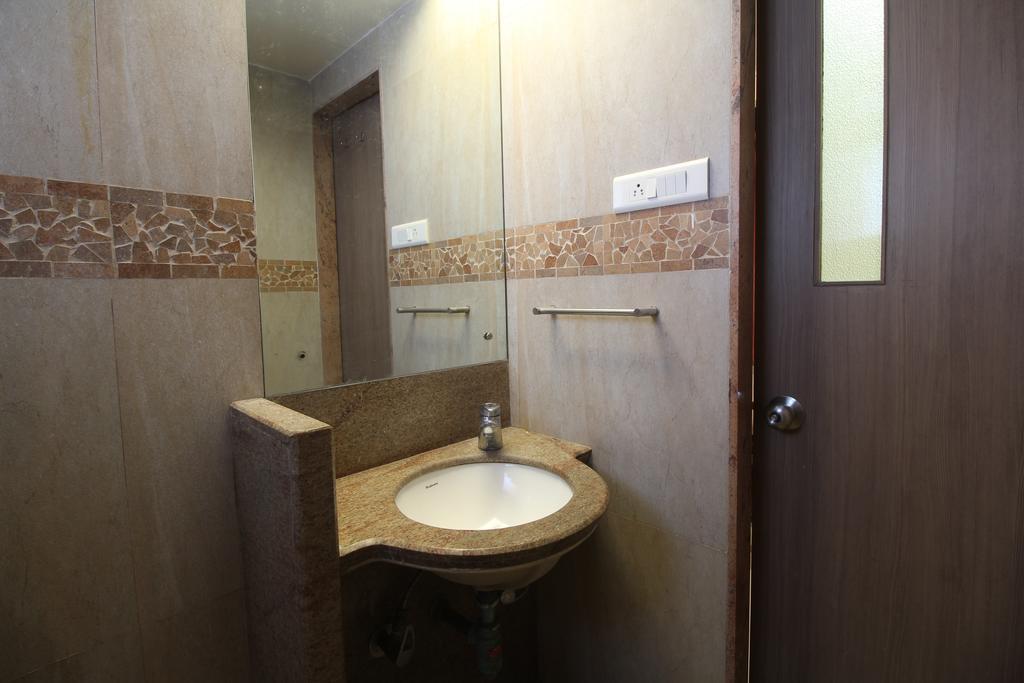 Samrat Hotel