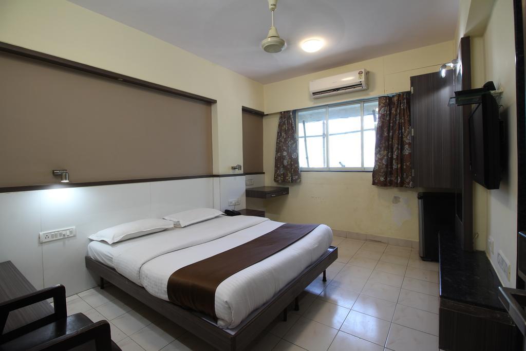 Hotel Samrat 3*